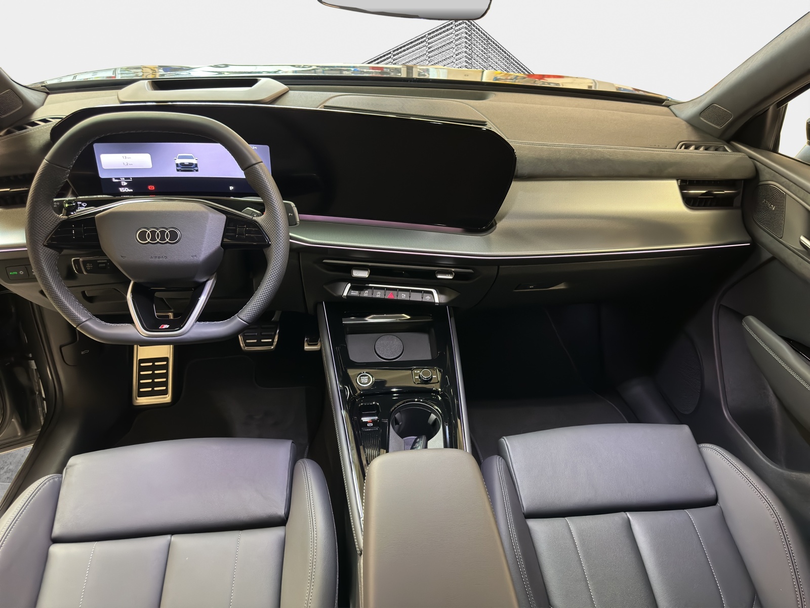 AUDI Q3 SUV TFSI quattro 195 kW S tronic-image-10