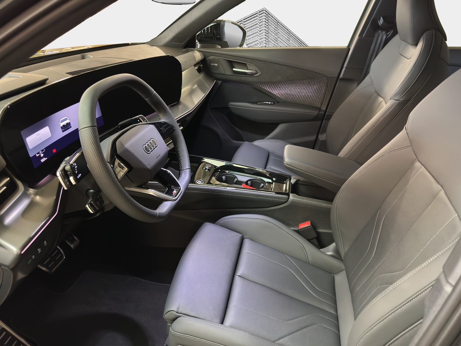 AUDI Q3 SUV TFSI quattro 195 kW S tronic-image-9
