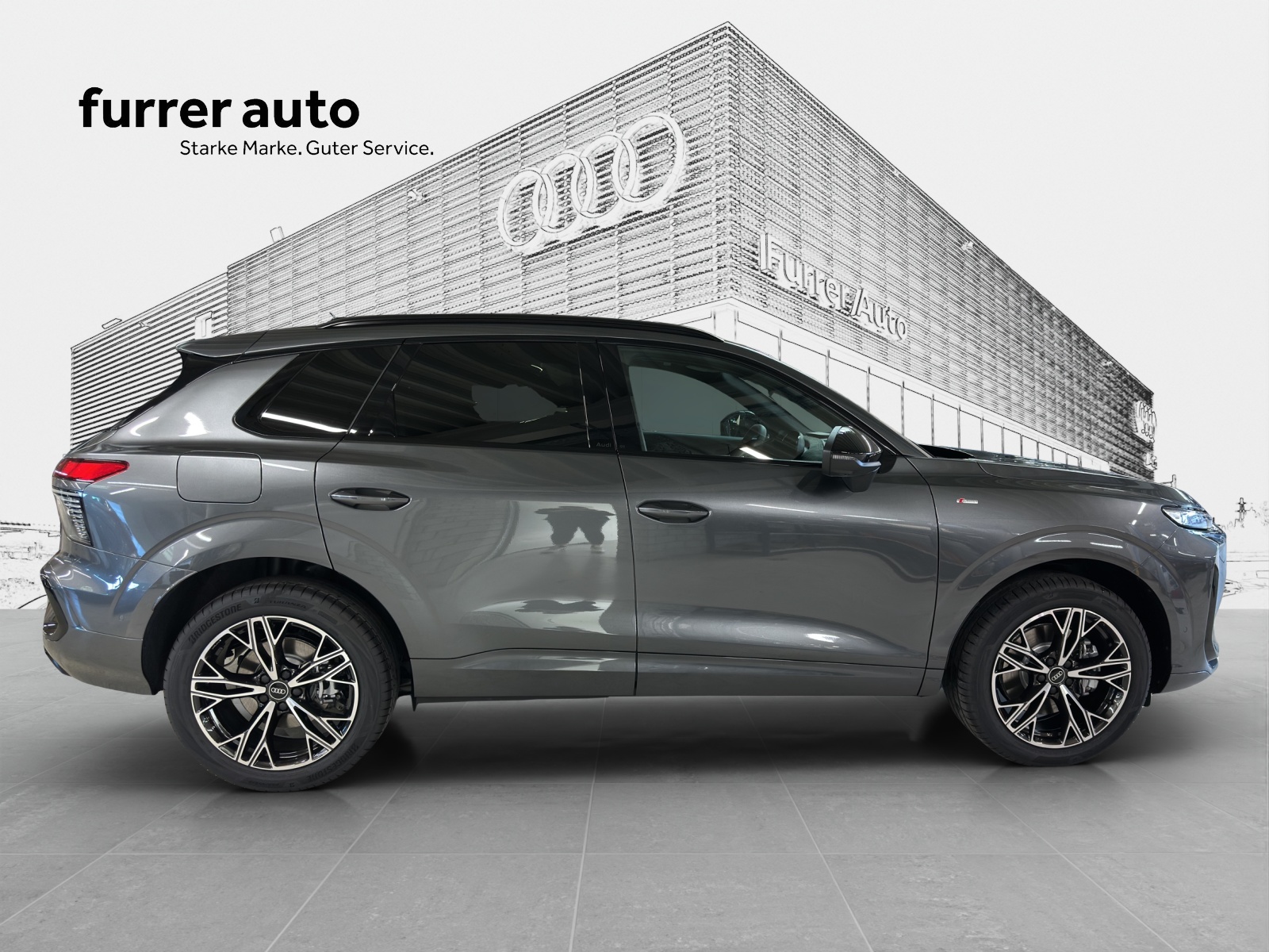 AUDI Q3 SUV TFSI quattro 195 kW S tronic-image-5