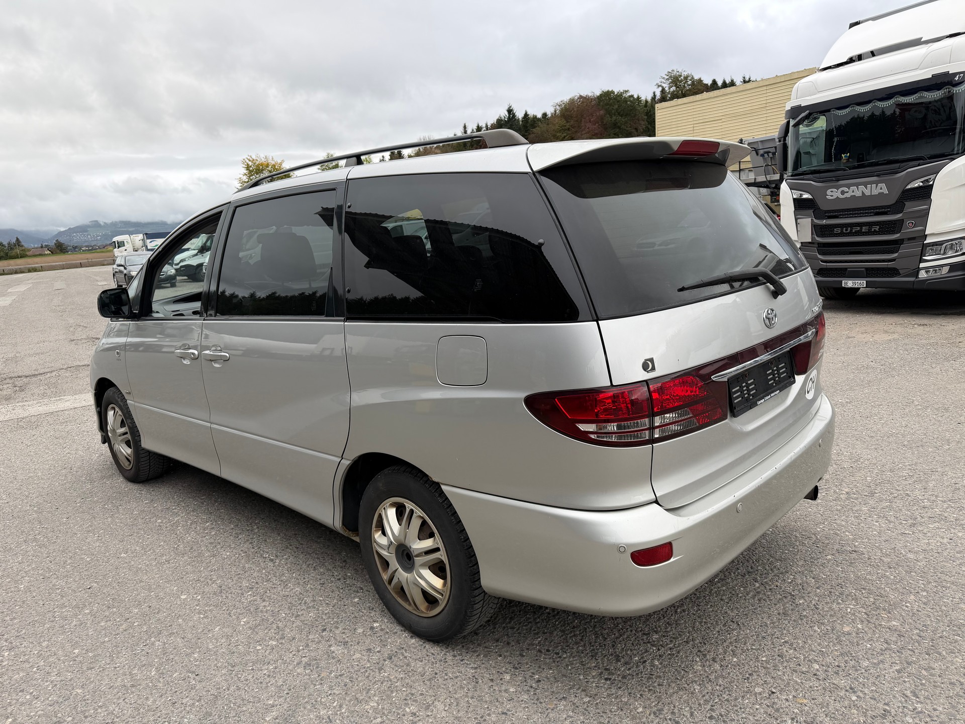 TOYOTA Previa 2.4 Linea Luna-image-3