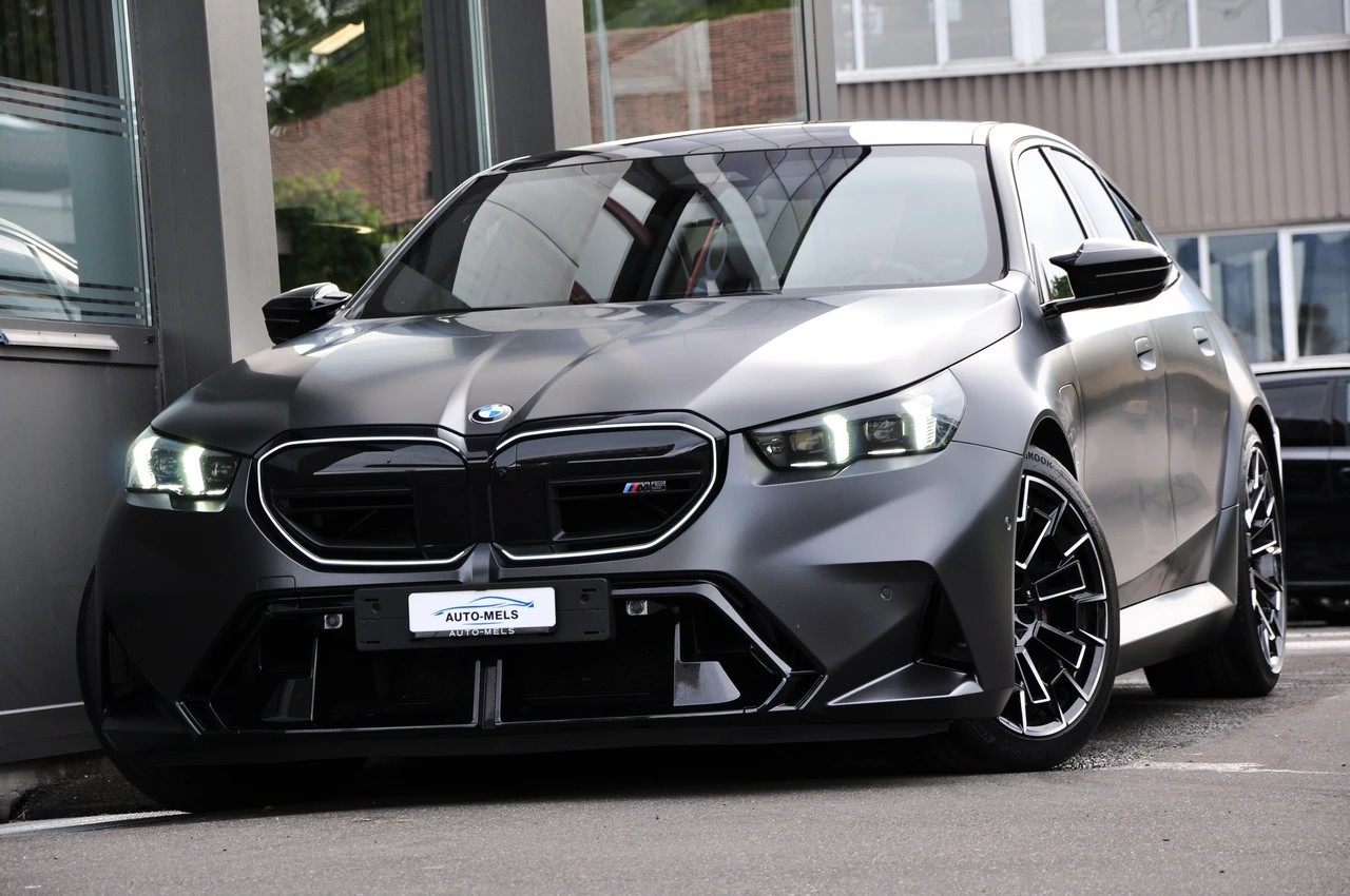 BMW M5 xDrive-image-0