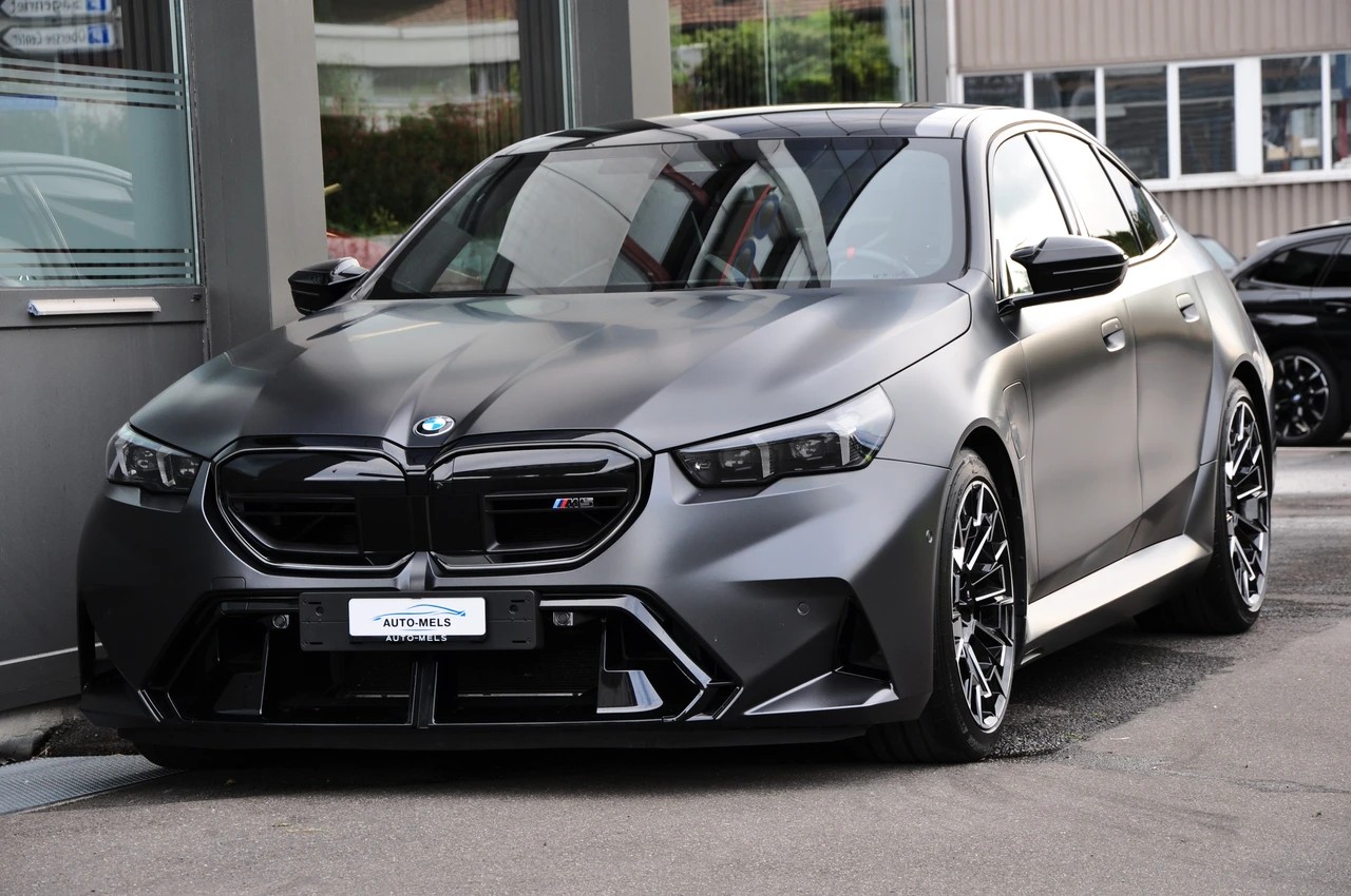 BMW M5 xDrive-image-6