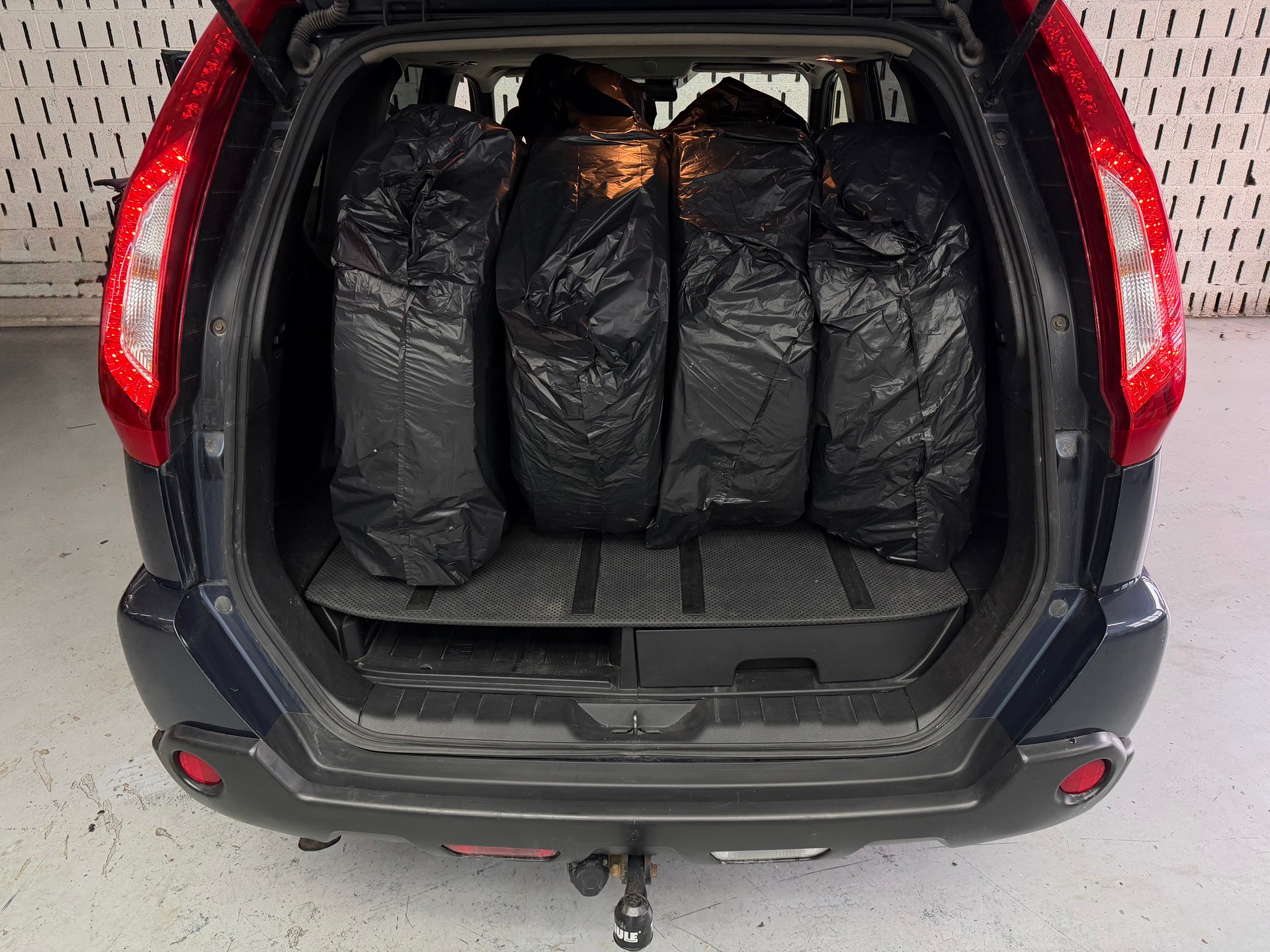 NISSAN X-Trail 2.0 dCi 16V i-Way-image-16