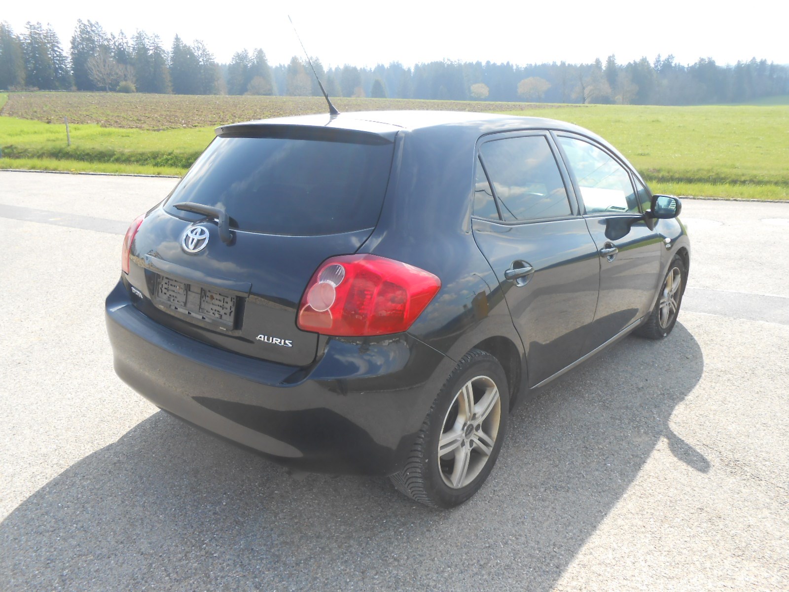 TOYOTA Auris 2.2 D-4D CleanPower Linea Sol Premium-image-5