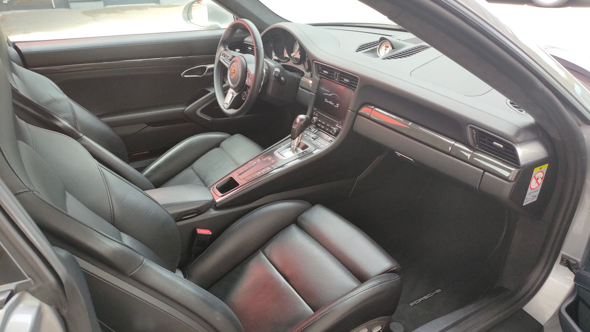 PORSCHE 911 Turbo S PDK-image-14