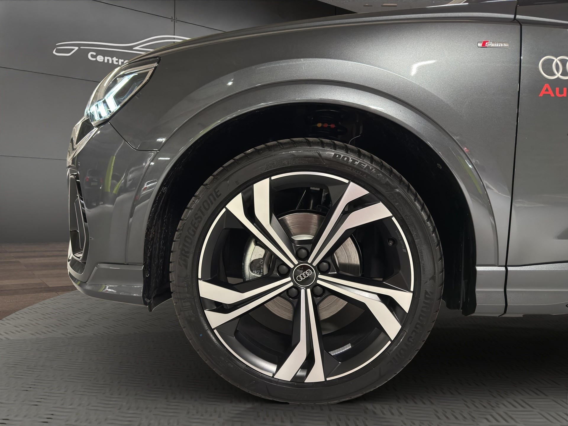AUDI Q3 35 TFSI S line Attraction S-tronic-image-17