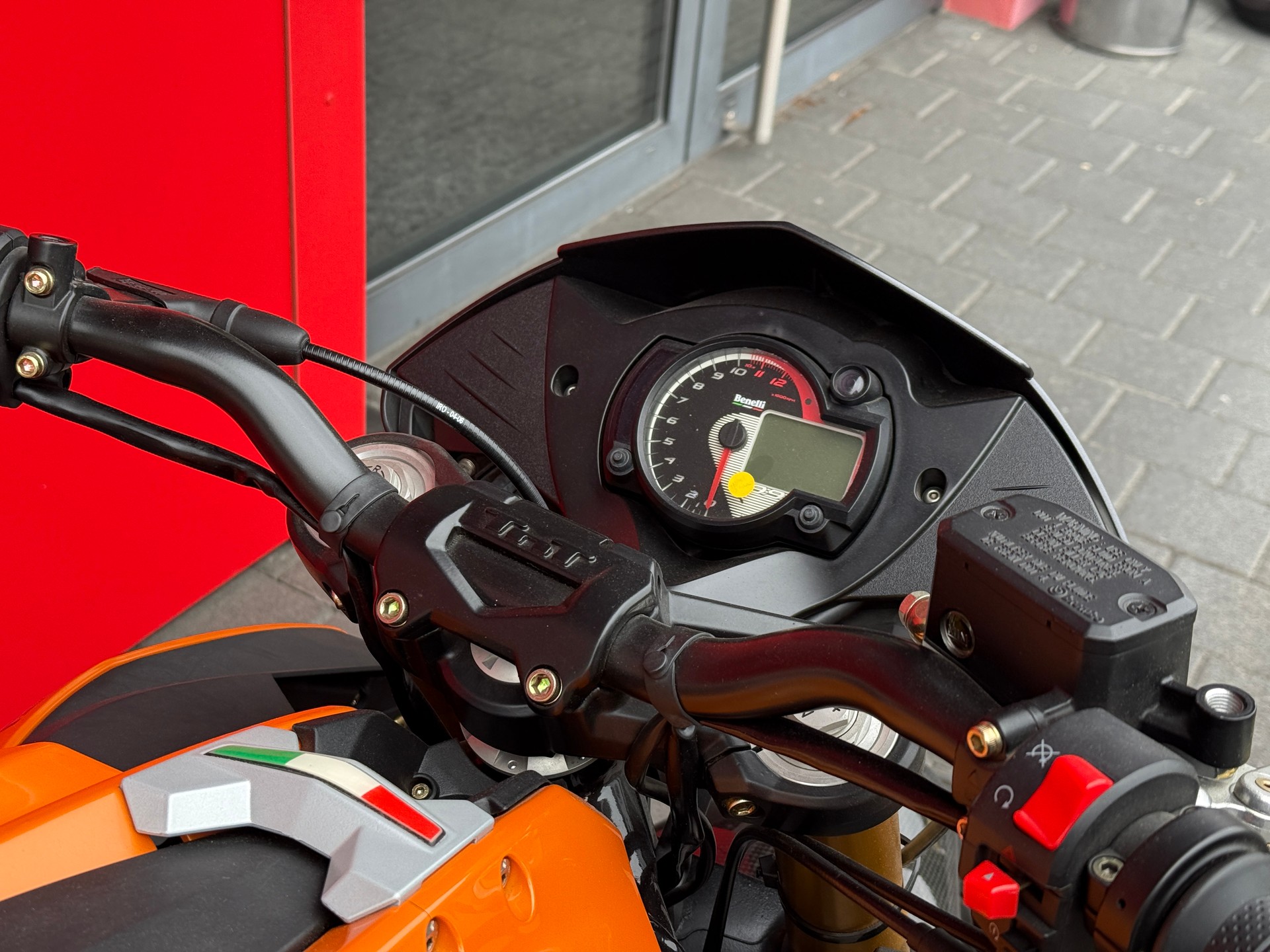 BENELLI TNT 899 Sport-image-13