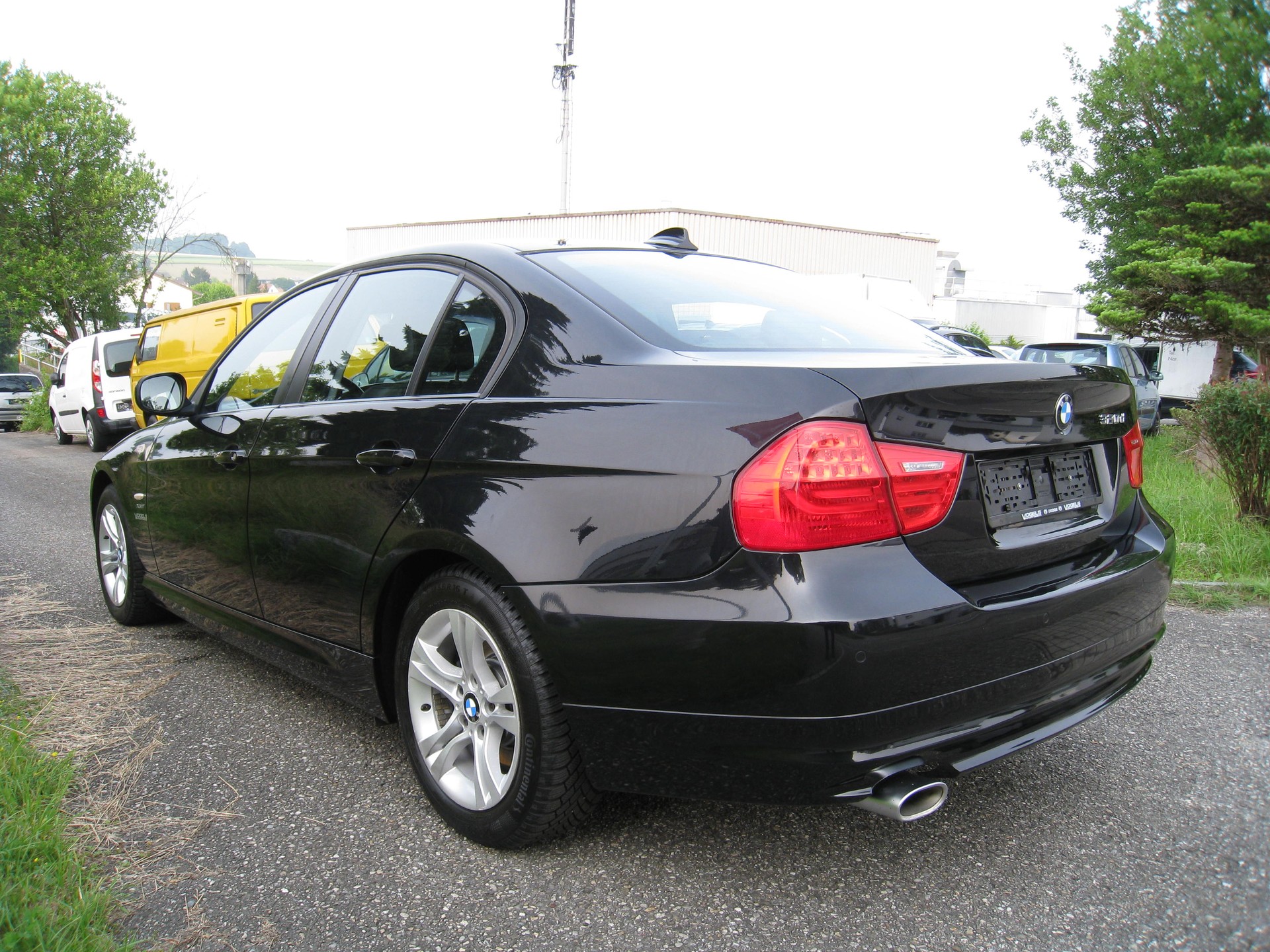 BMW 320d xDrive Dynamic Edition-image-7