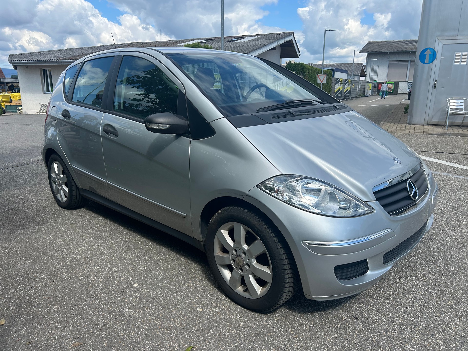 MERCEDES-BENZ A 170 Elégance Edition A-image-2