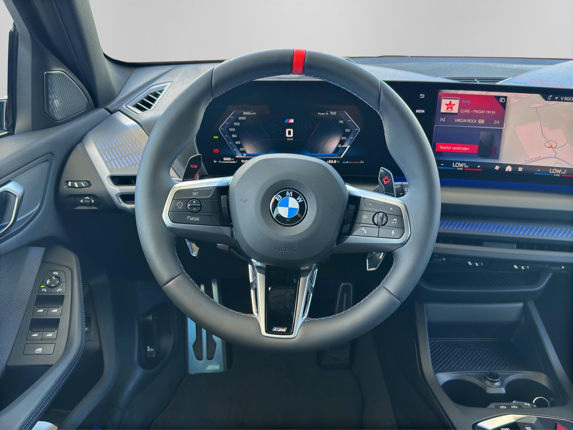 BMW M135i xDrive M Sportpaket Pro-image-11