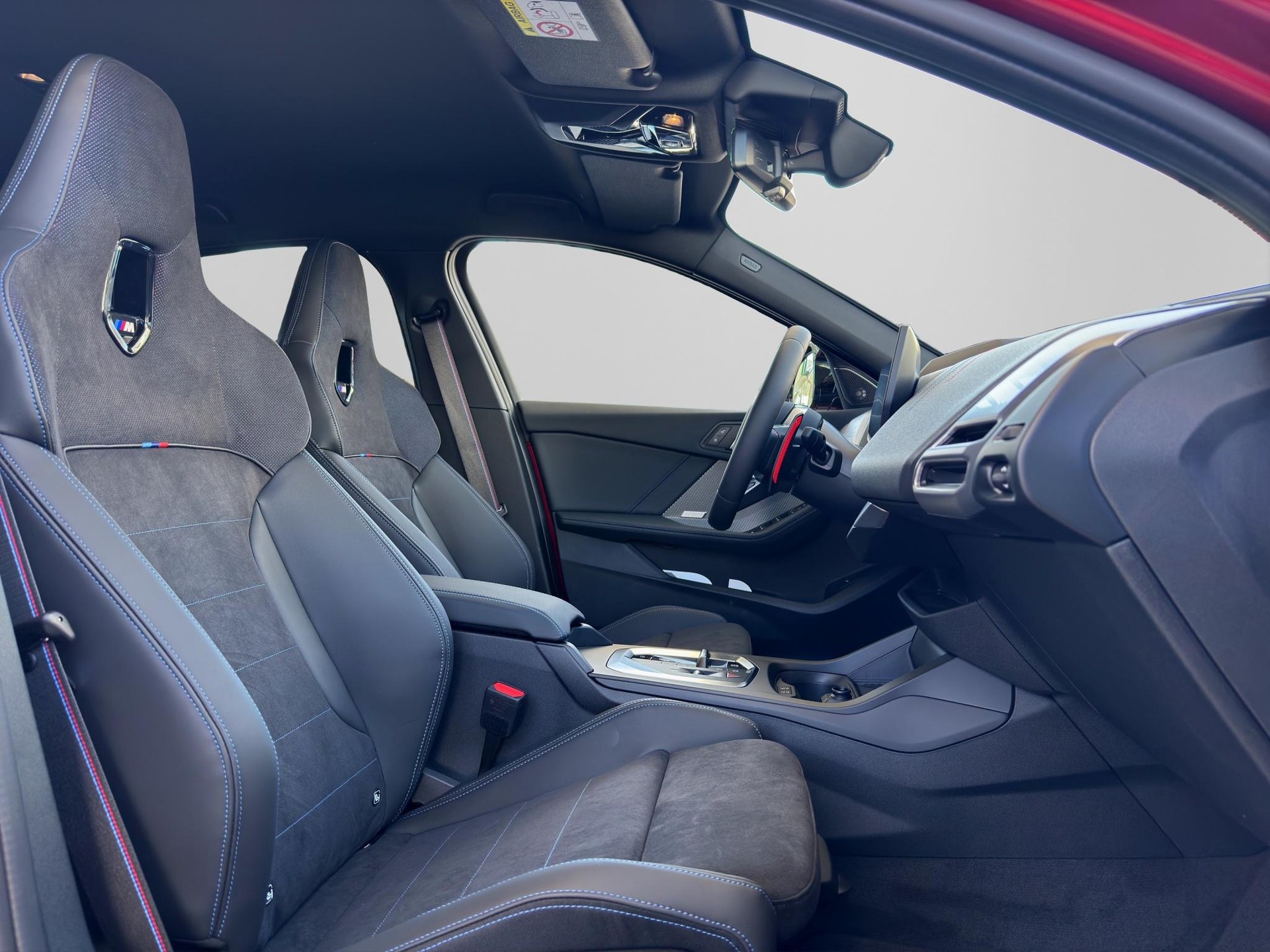 BMW M135i xDrive M Sportpaket Pro-image-16