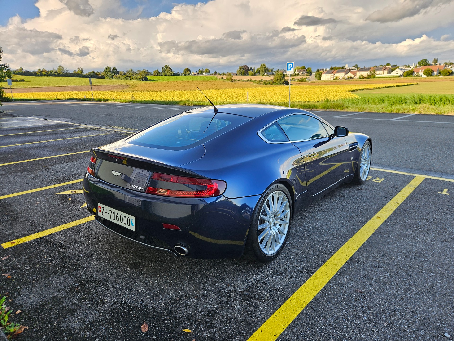 ASTON MARTIN V8 Vantage 4.3