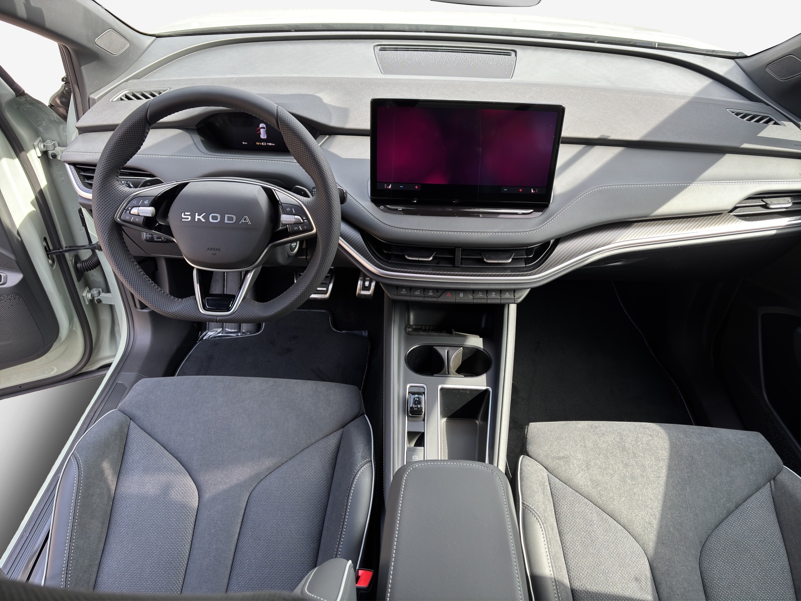 SKODA Elroq 85 Sportline-image-9