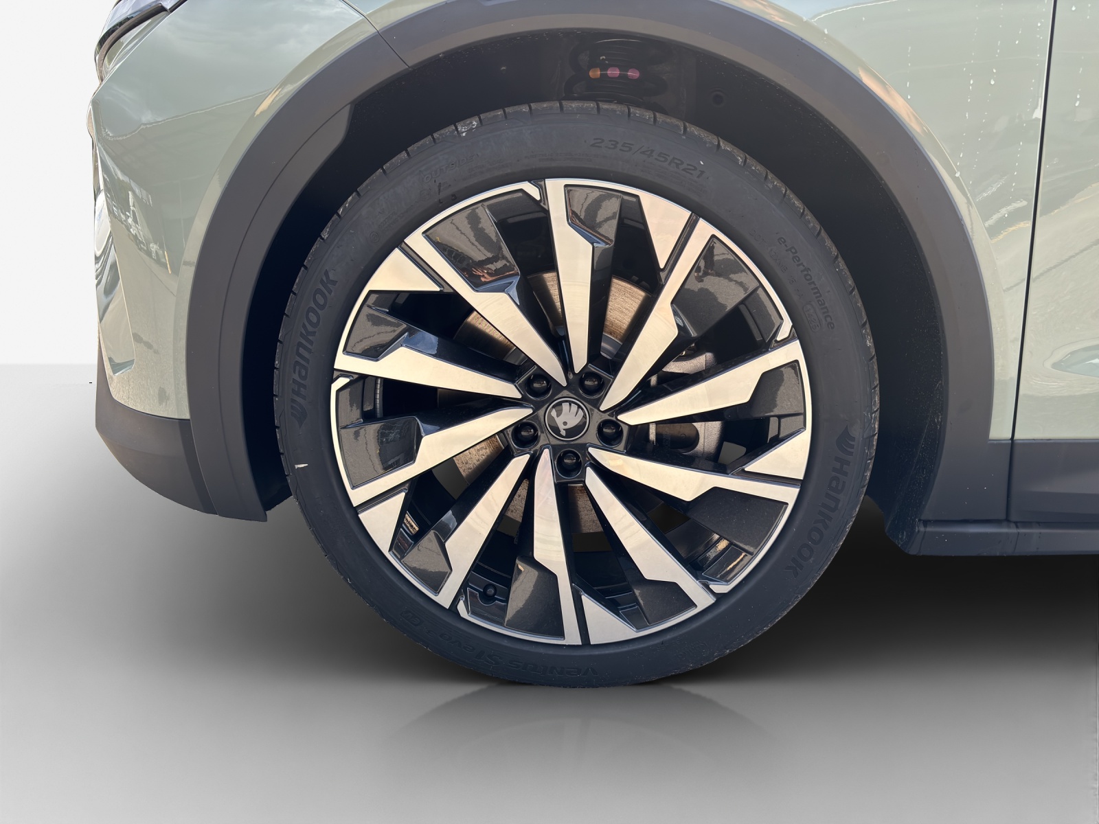 SKODA Elroq 85 Sportline-image-15