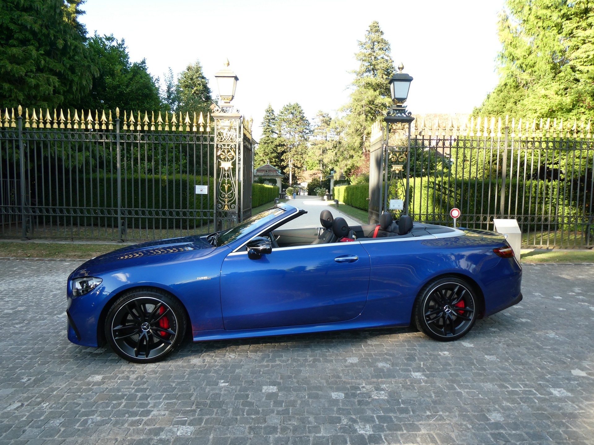 MERCEDES-BENZ E 53 Cabriolet AMG 4 Matic+ 9G-Speedshift TCT-image-1