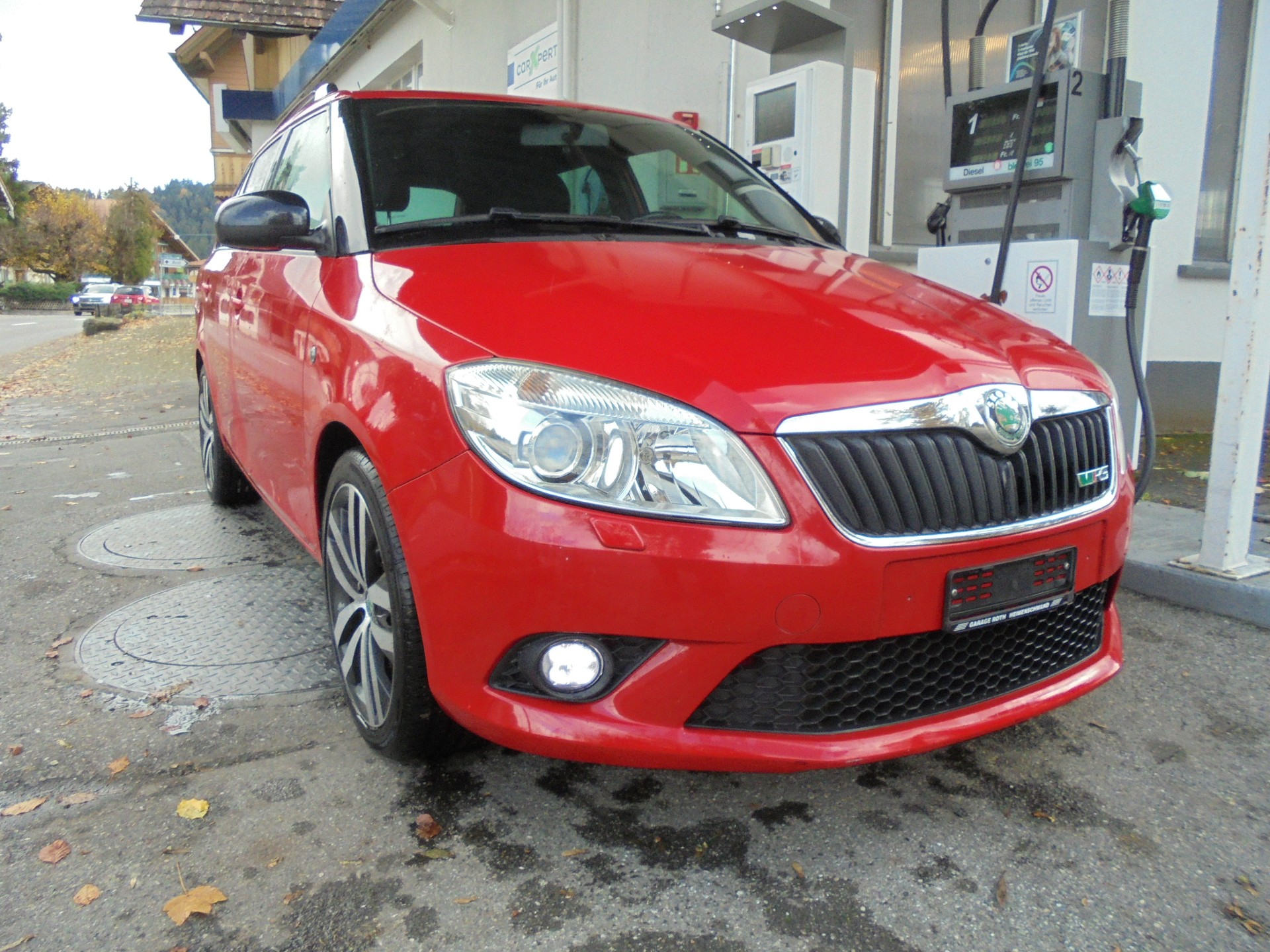 SKODA Fabia 1.4 TSI RS DSG-image-0