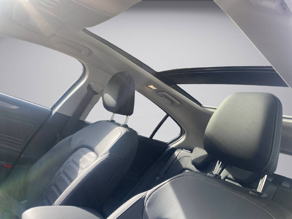 FORD Focus 1.0i EcoB Hybrid 155 Active X-image-9