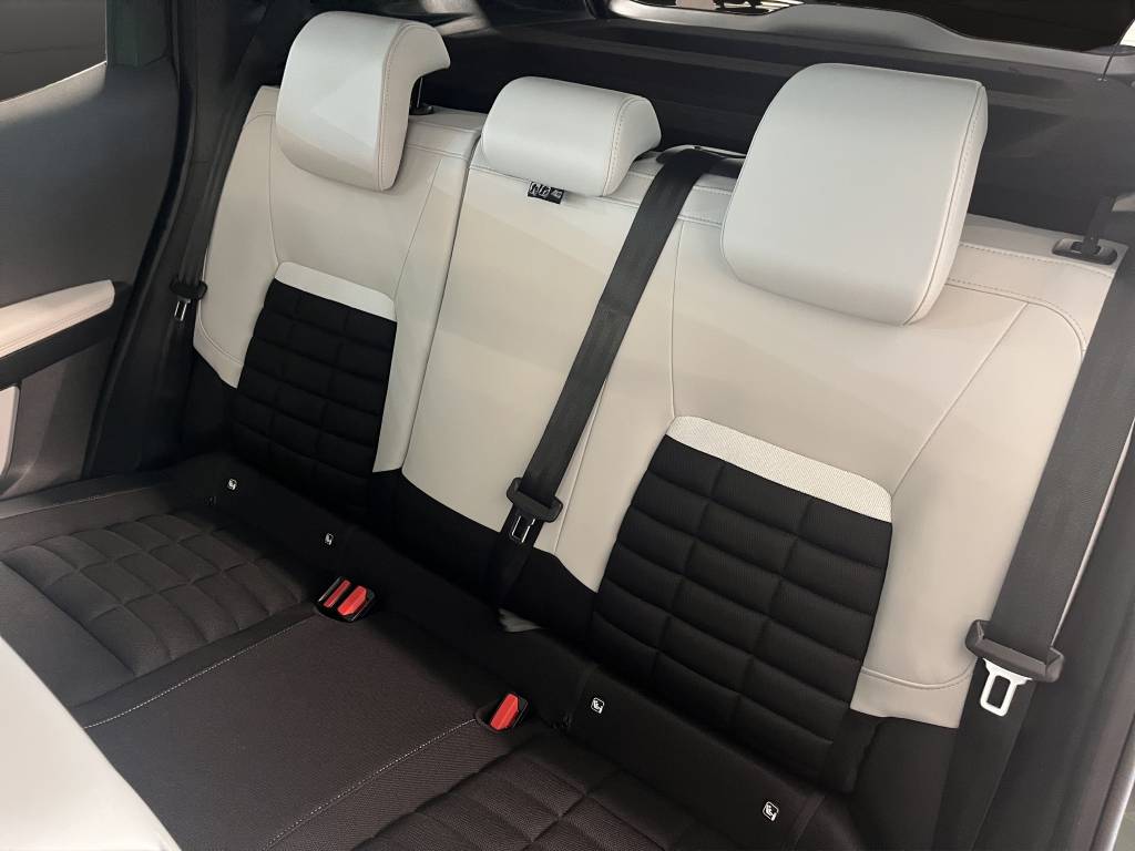 CITROEN C3 Aircross 1.2 MHEV Max-image-9