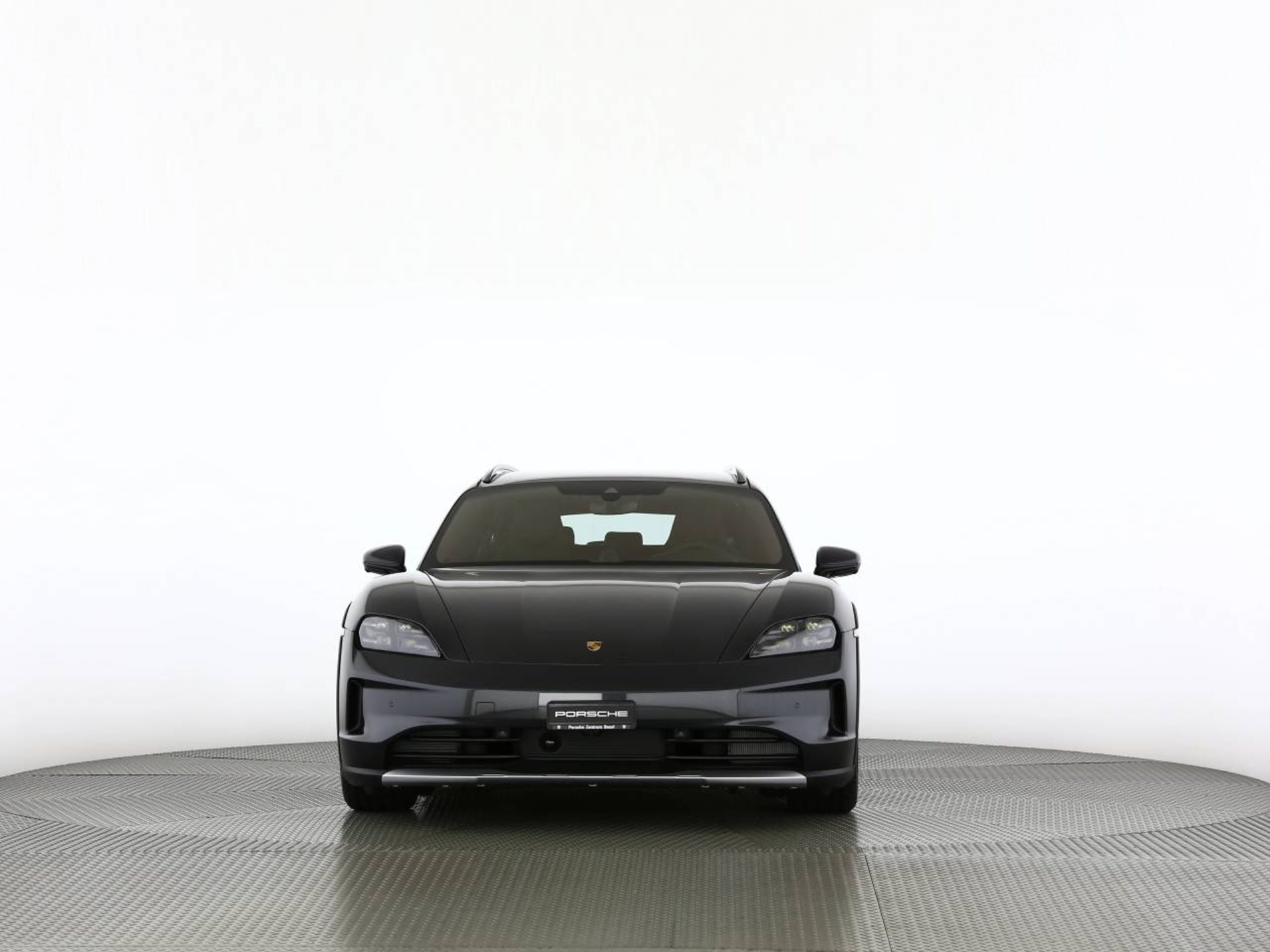 PORSCHE Taycan 4 Cross Turismo-image-7