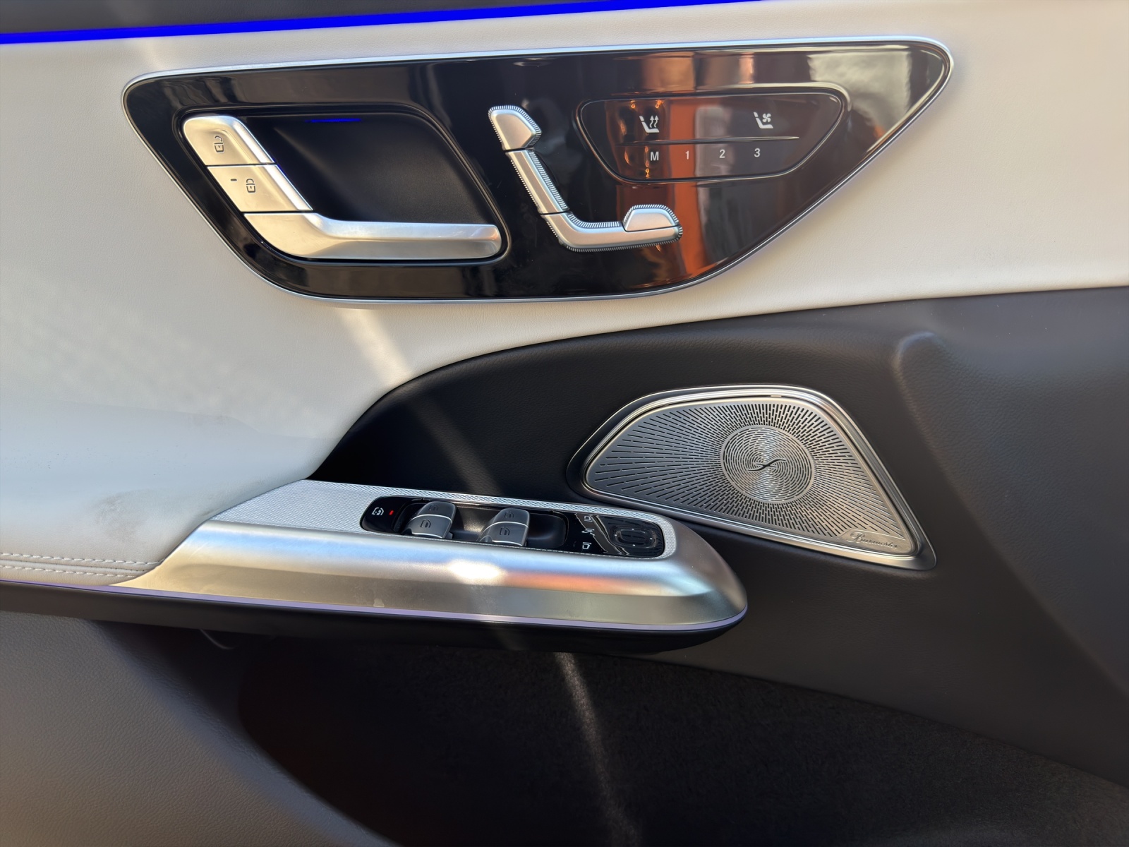 MERCEDES-BENZ E 220 D 4M T-image-8