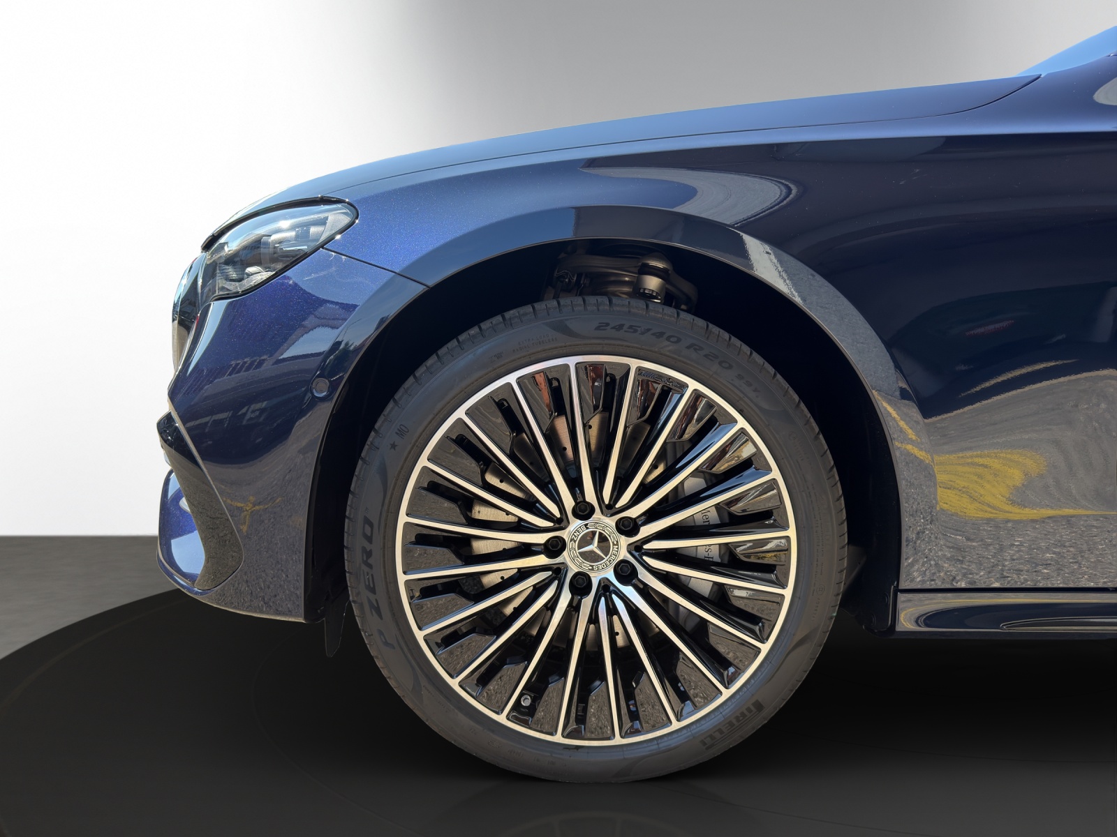 MERCEDES-BENZ E 220 D 4M T-image-7