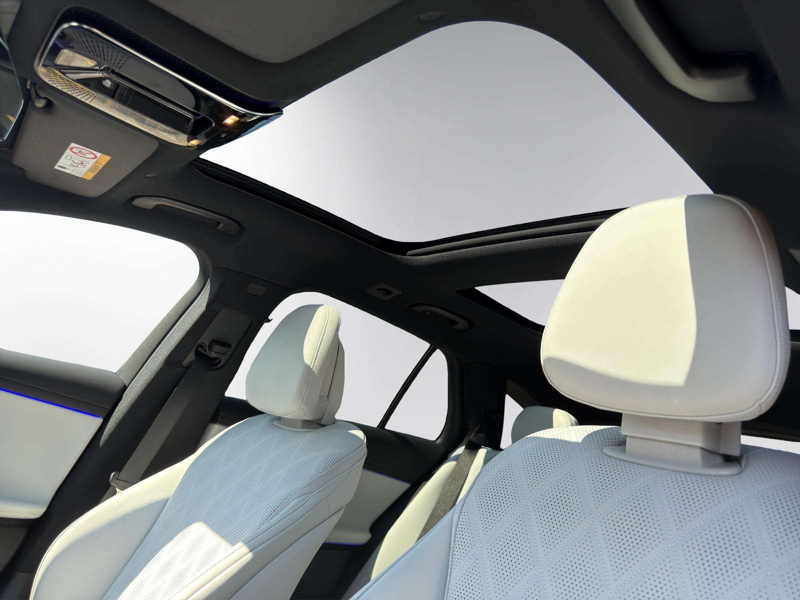MERCEDES-BENZ E 220 D 4M T-image-10