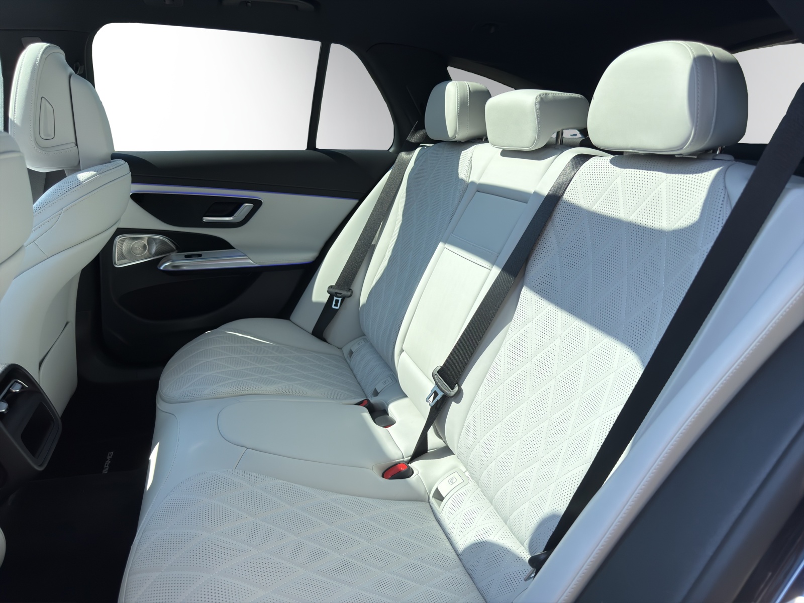 MERCEDES-BENZ E 220 D 4M T-image-11