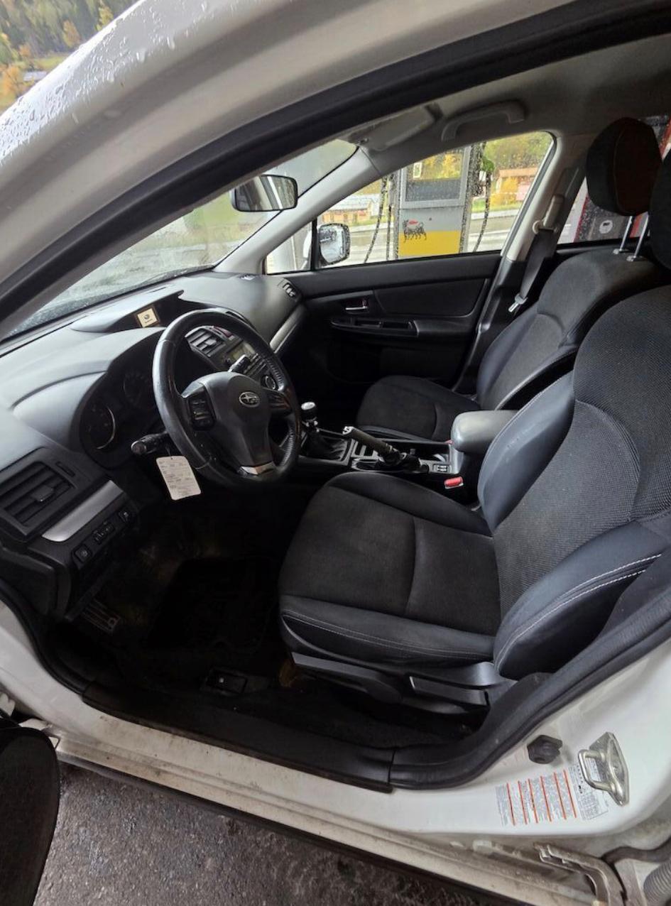 SUBARU XV 2.0 Swiss Two AWD-image-2