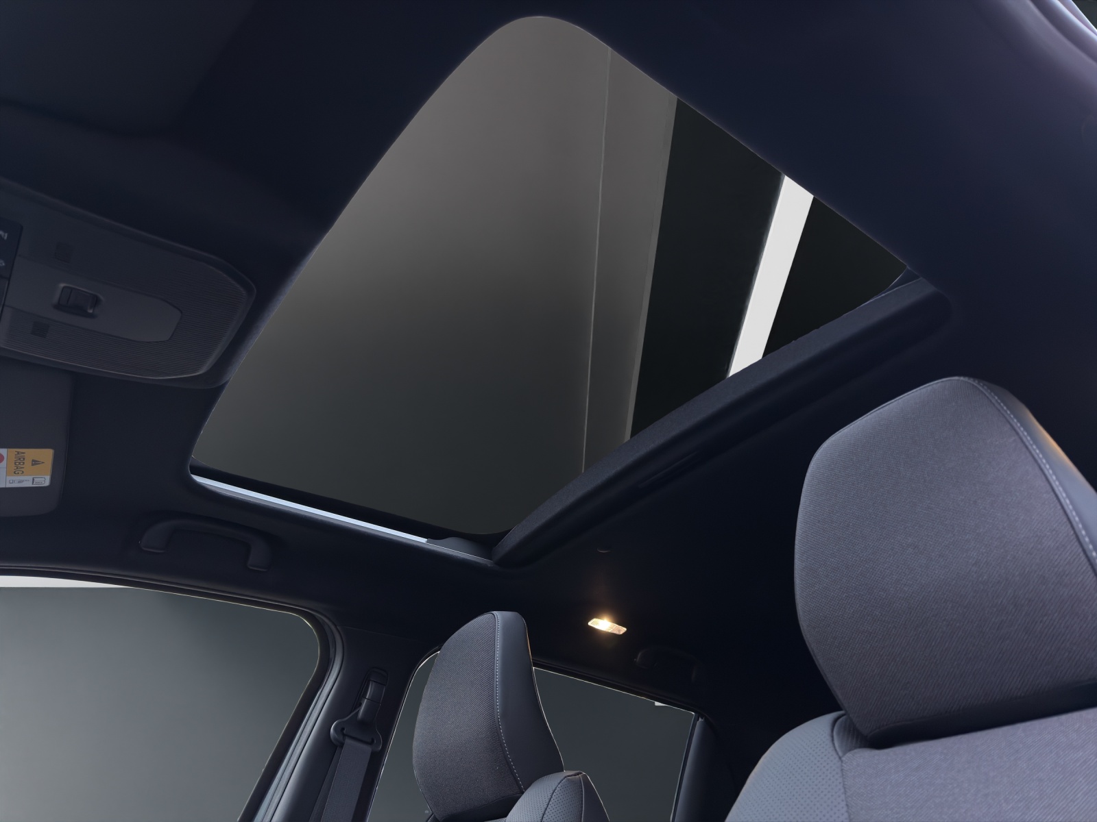 SUZUKI e Vitara Compact Top 4x4-image-9