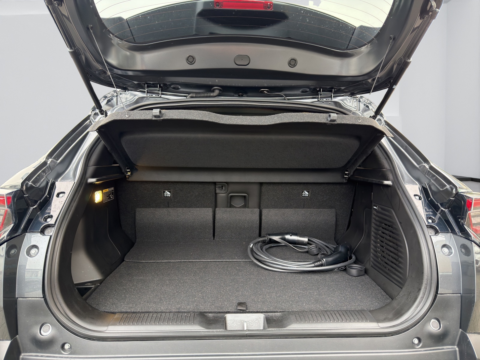 SUZUKI e Vitara Compact Top 4x4-image-12