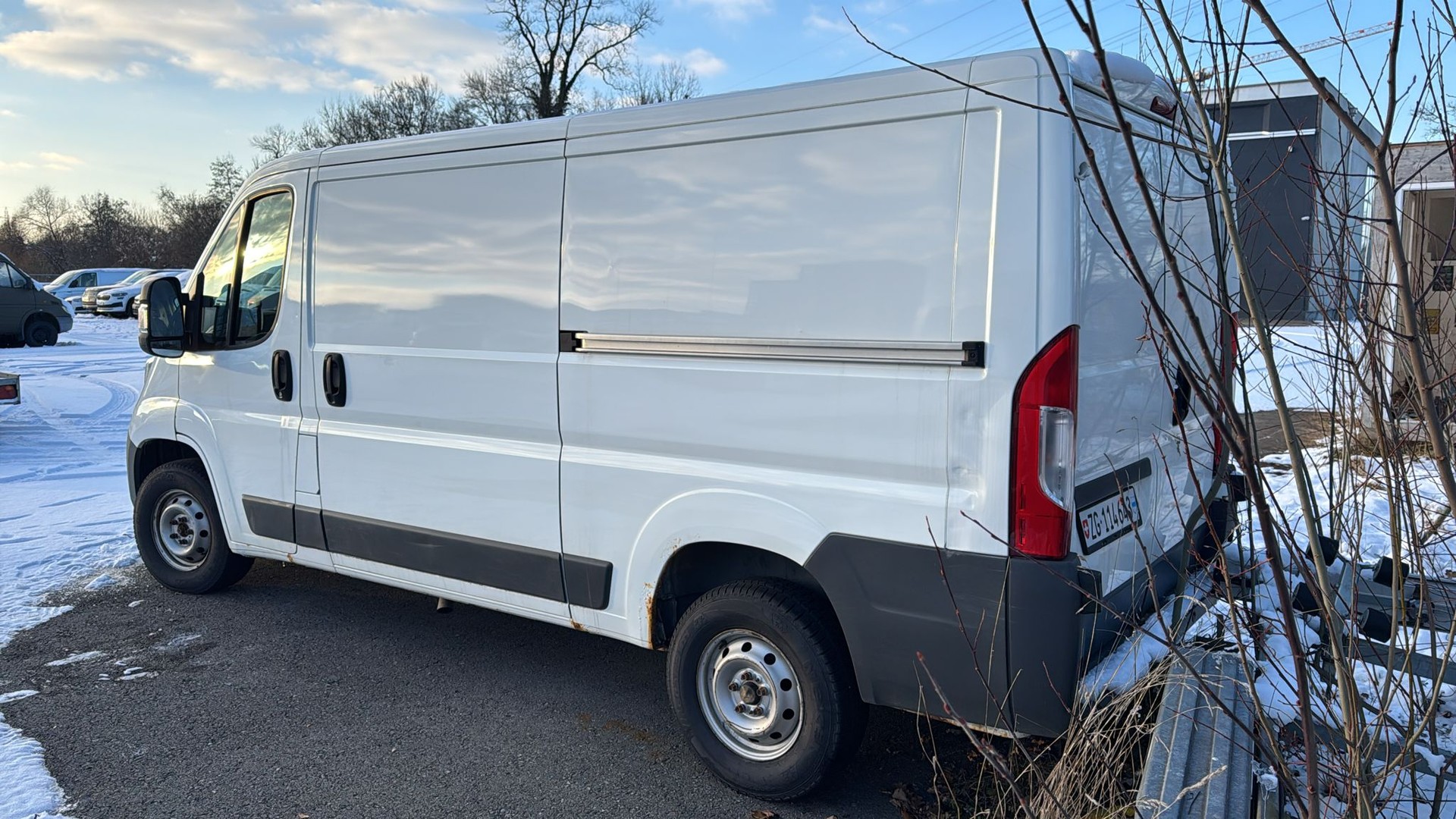 PEUGEOT Boxer 2.2 HDI 330 Active L2H1-image-7