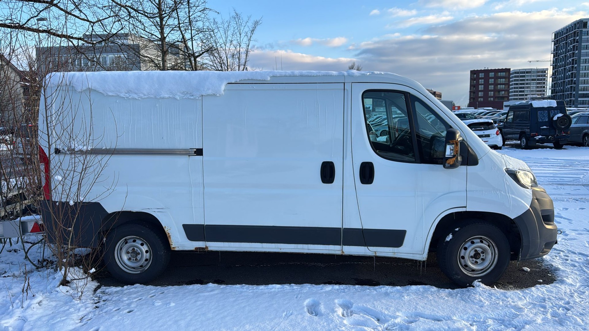 PEUGEOT Boxer 2.2 HDI 330 Active L2H1-image-6
