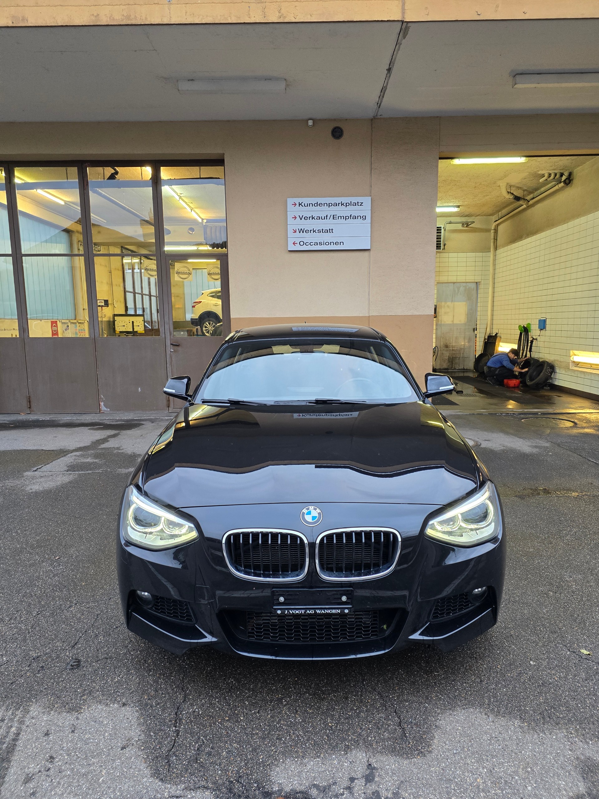 BMW 118d xDrive M-Sport-image-1