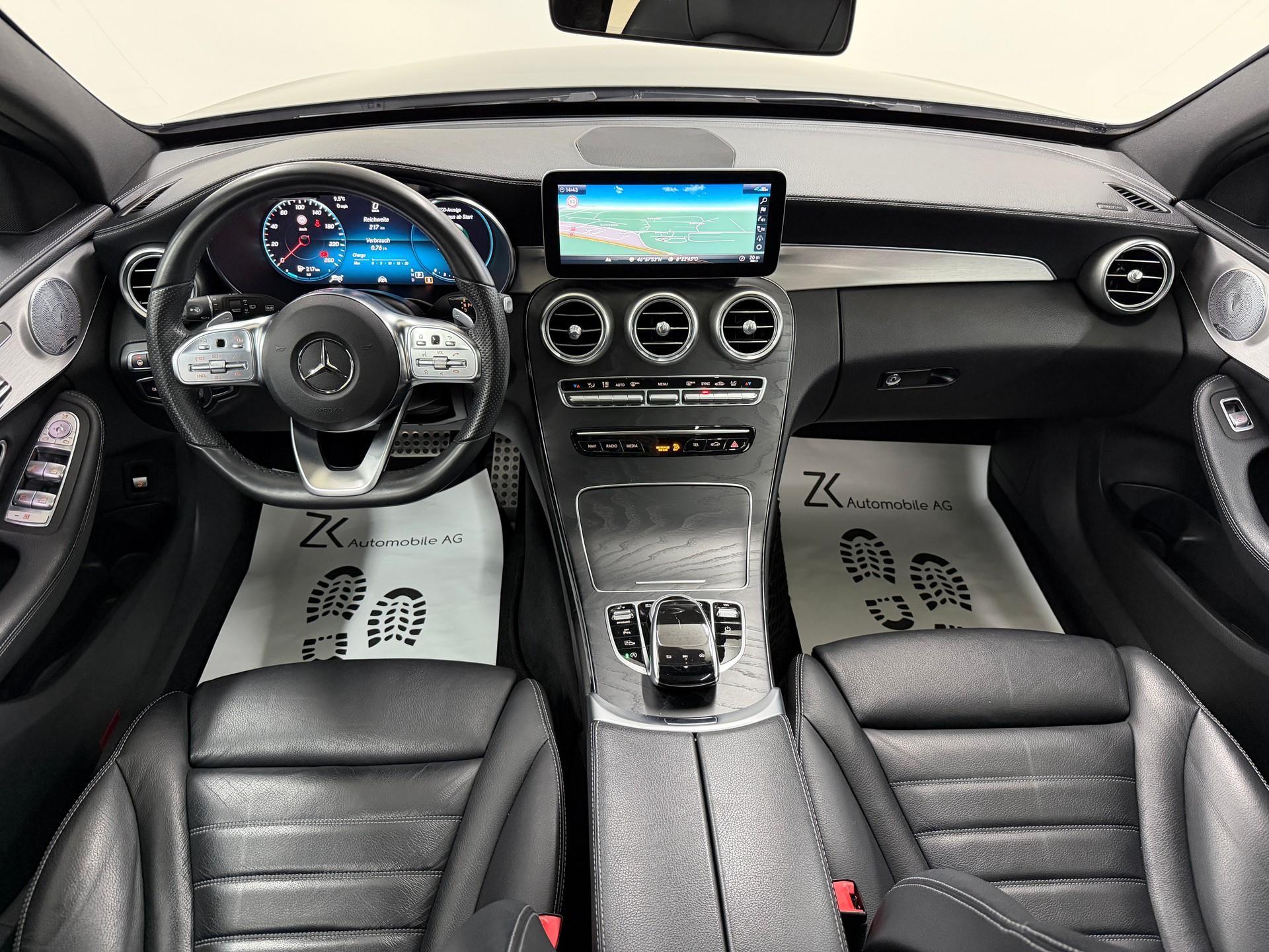MERCEDES-BENZ C 220 d Swiss Star AMG Line 4M selenitgrau magno 9G-Tronic / Panoramadach / 360° Kamera / Leder / Keyless Go /-image-10