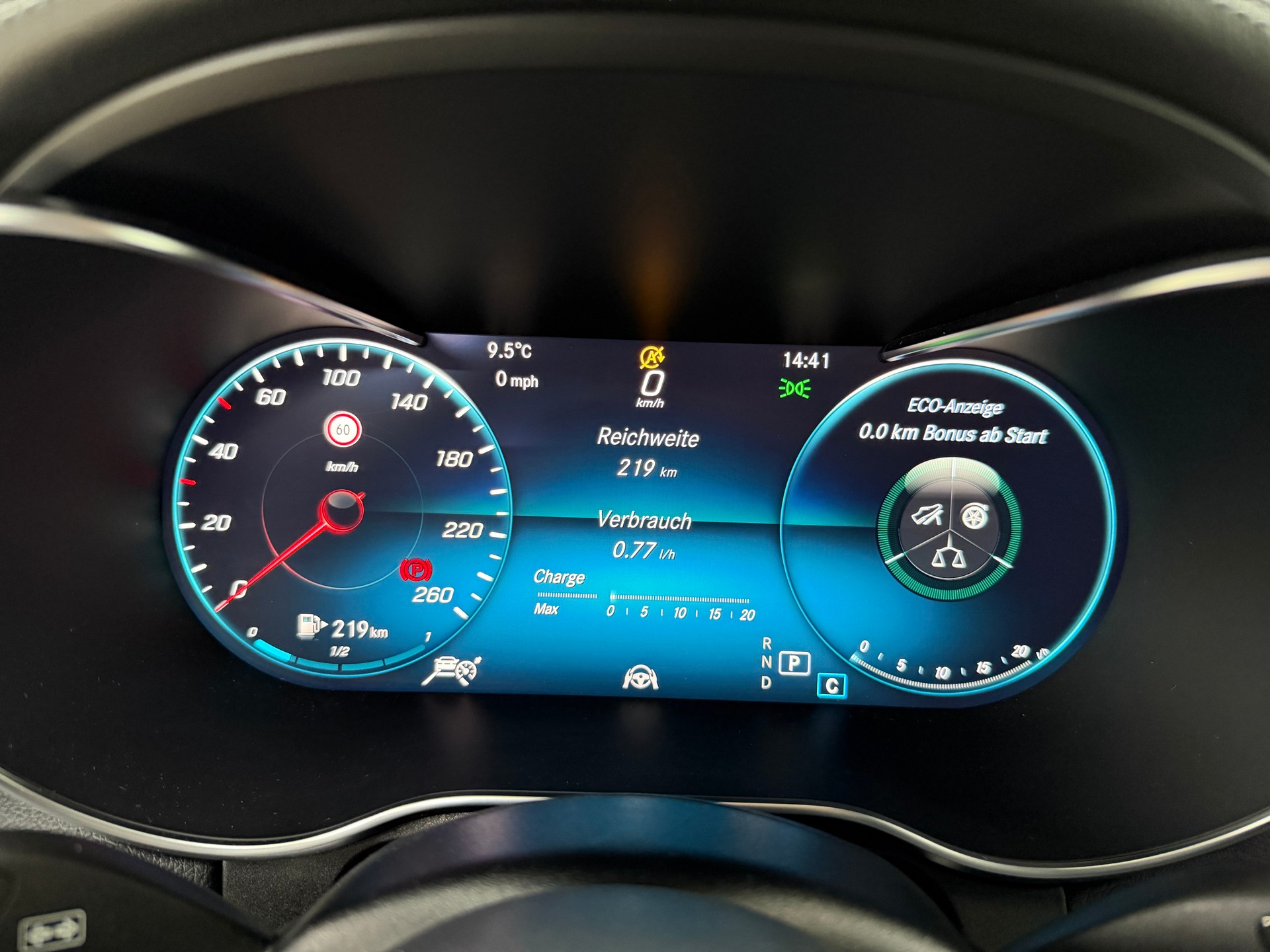 MERCEDES-BENZ C 220 d Swiss Star AMG Line 4M selenitgrau magno 9G-Tronic / Panoramadach / 360° Kamera / Leder / Keyless Go /-image-14
