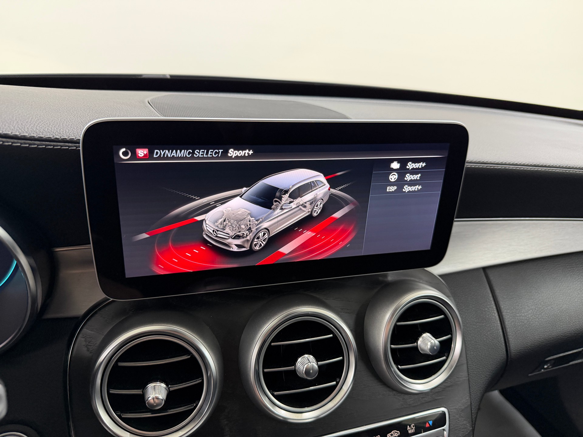 MERCEDES-BENZ C 220 d Swiss Star AMG Line 4M selenitgrau magno 9G-Tronic / Panoramadach / 360° Kamera / Leder / Keyless Go /-image-15