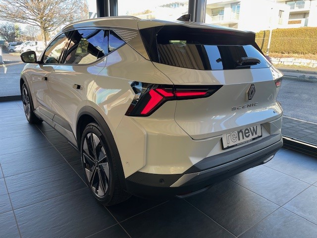 RENAULT Scénic E-Tech Long Range Iconic-showroom-element-2