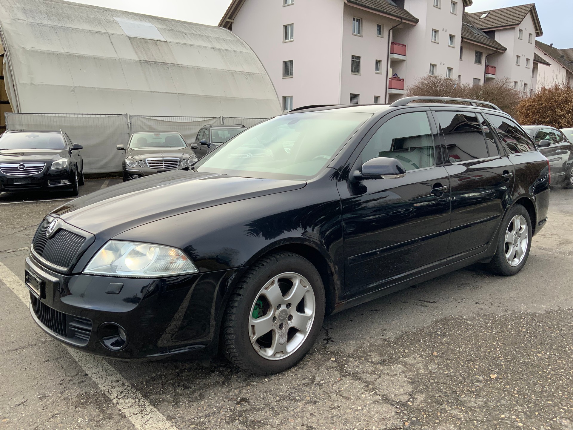 SKODA Octavia 2.0 TFSI RS-image-1