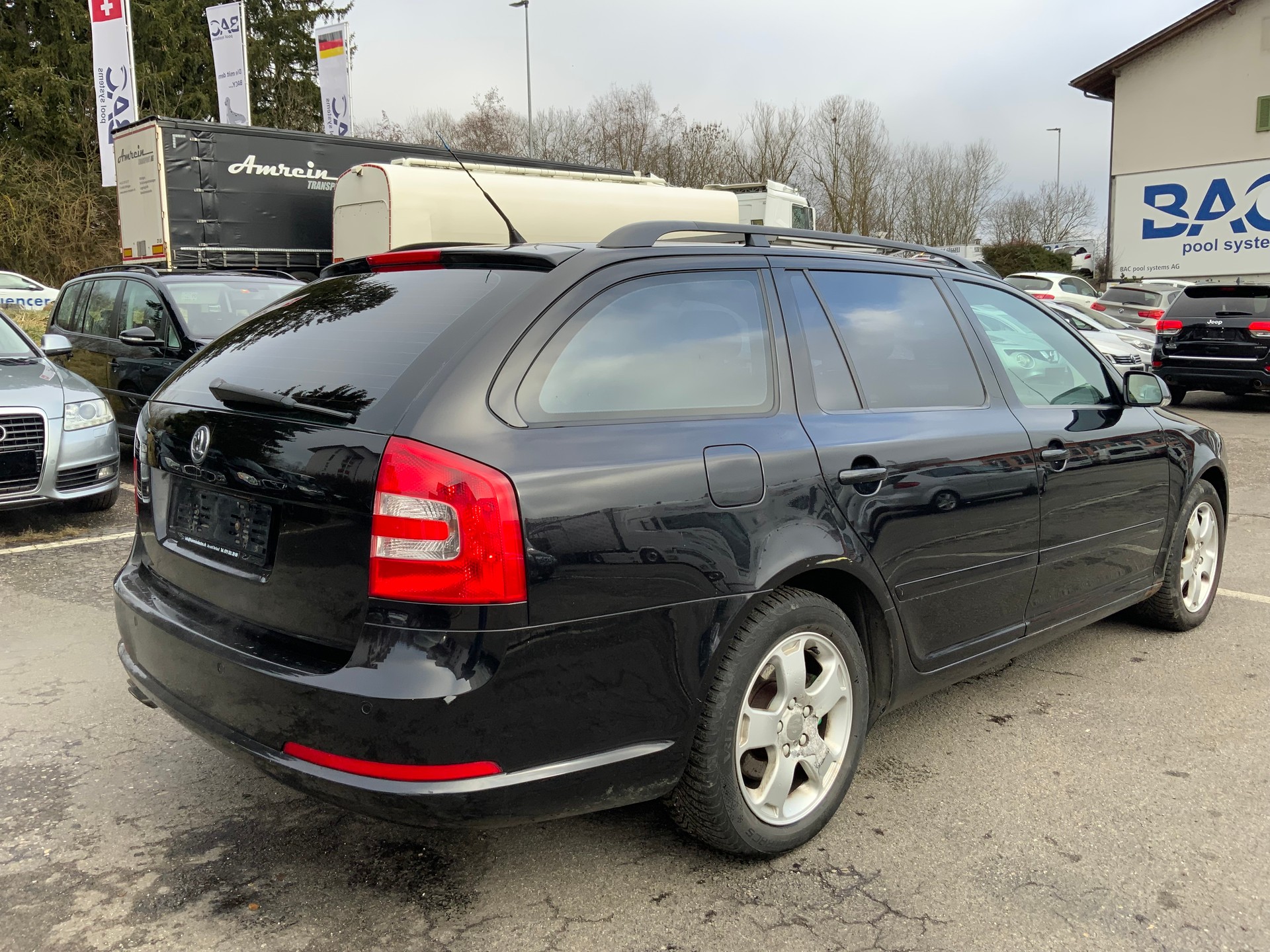SKODA Octavia 2.0 TFSI RS-image-3