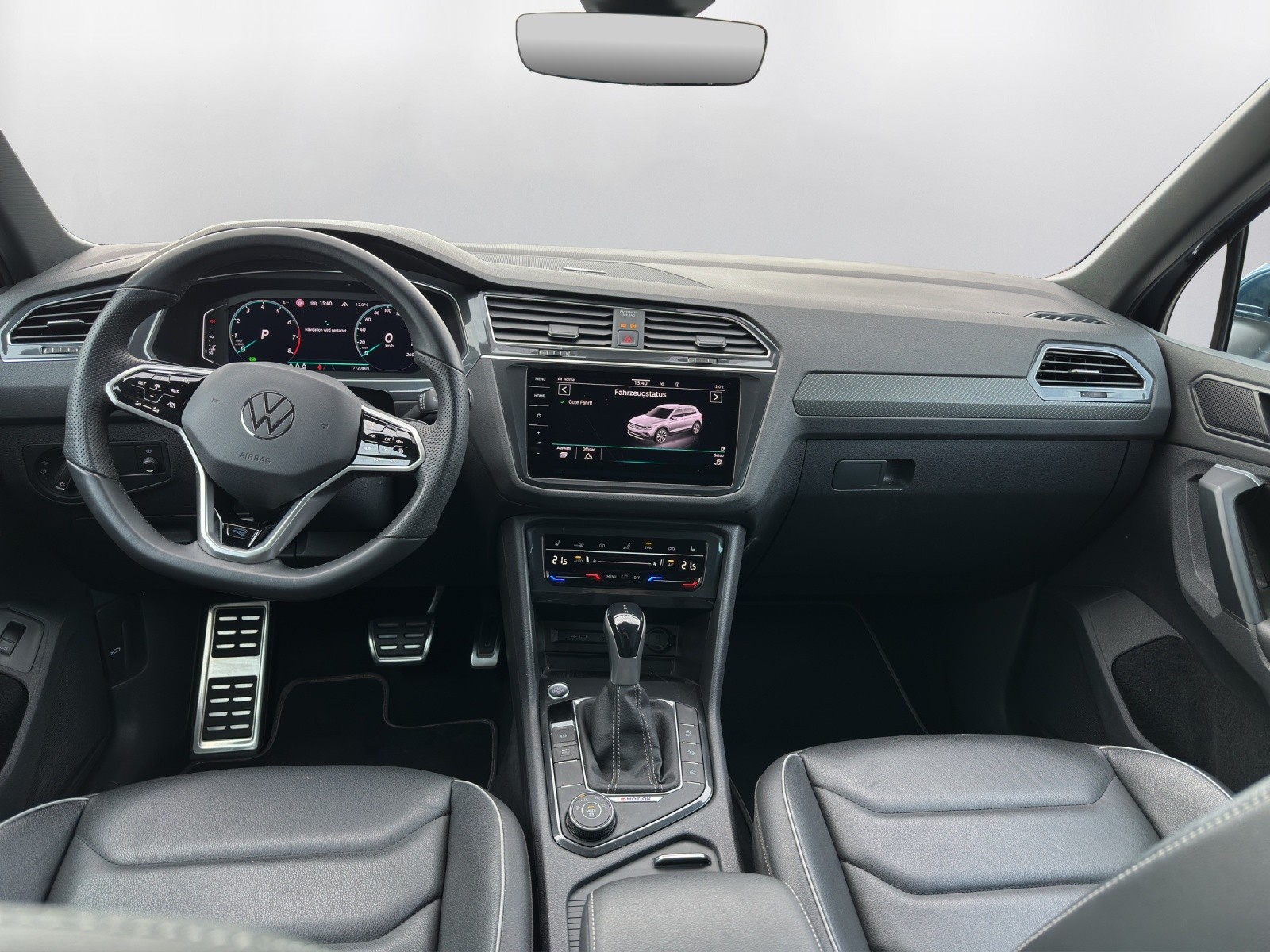 VW Tiguan 2.0TSI R-Line 4Motion DSG-image-6