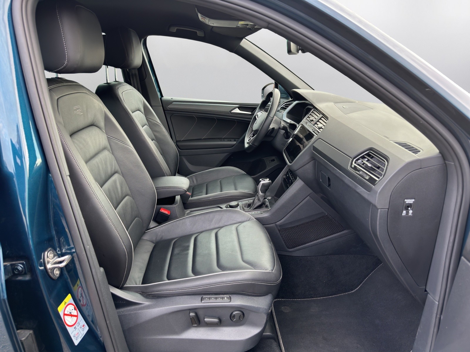 VW Tiguan 2.0TSI R-Line 4Motion DSG-image-13