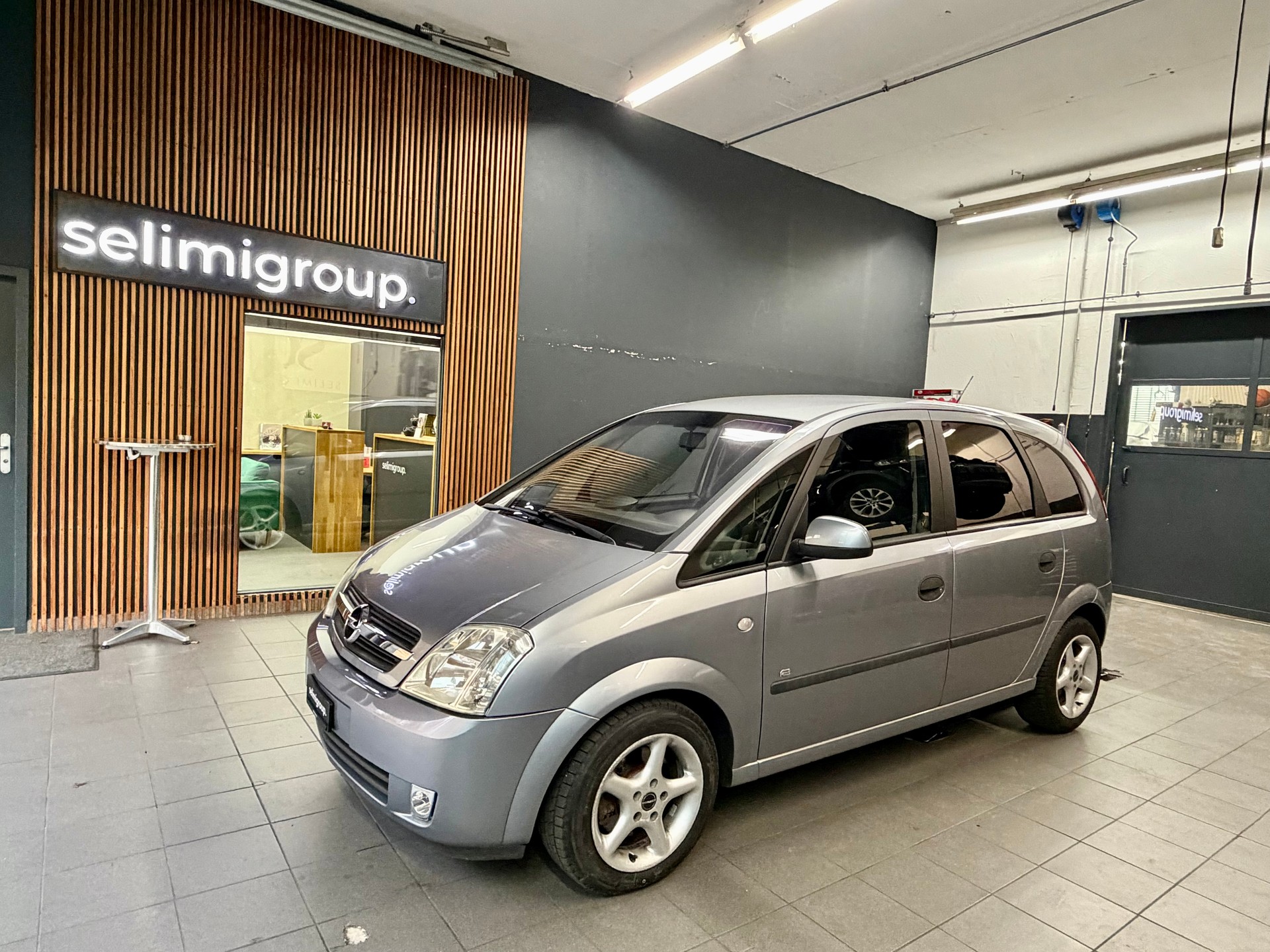 OPEL Meriva 1.7 CDTi Essentia-image-0