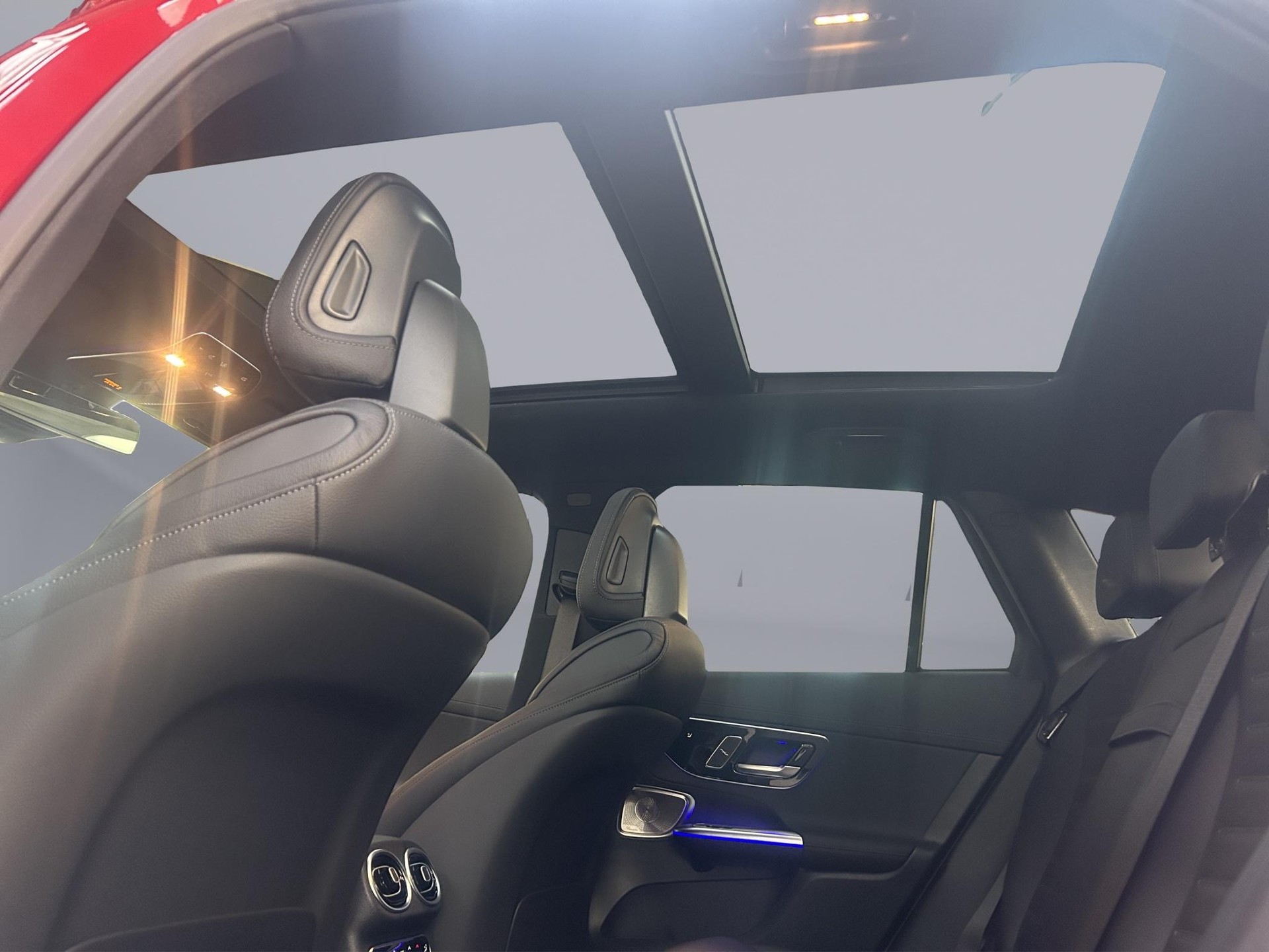 MERCEDES-BENZ GLC 400 e EQ Star AMG Line 4matic-image-11