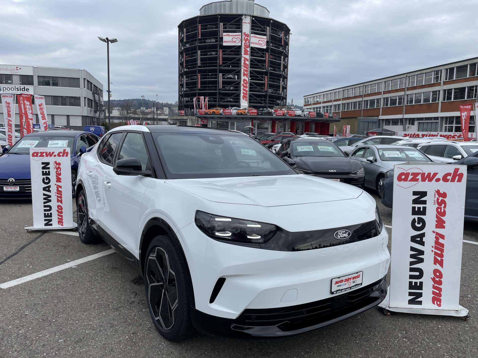 FORD Capri Elektro 79kWh 340PS Dual Extended Range Premium AWD-image-0