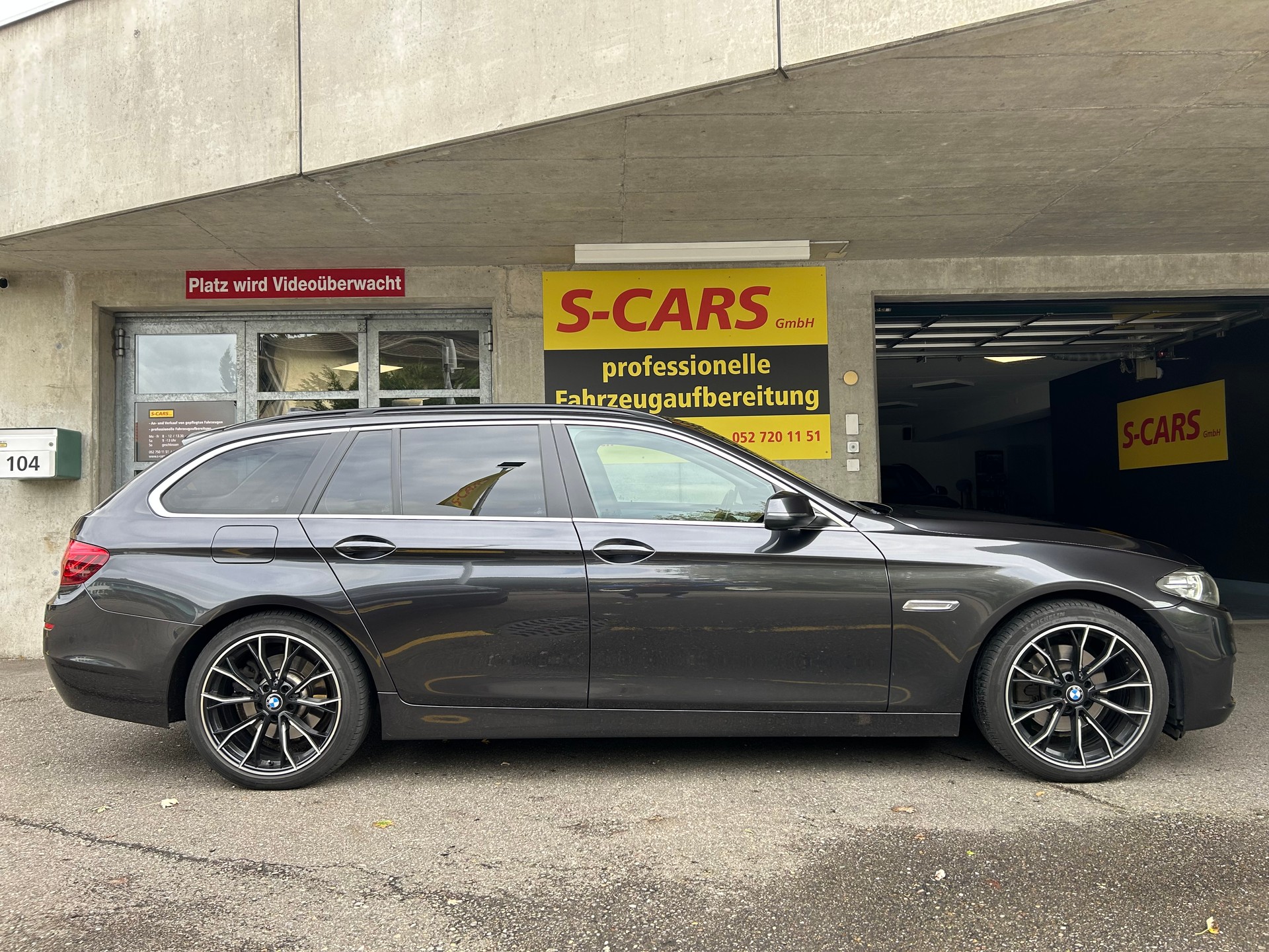 BMW 520xd Touring Steptronic-image-6