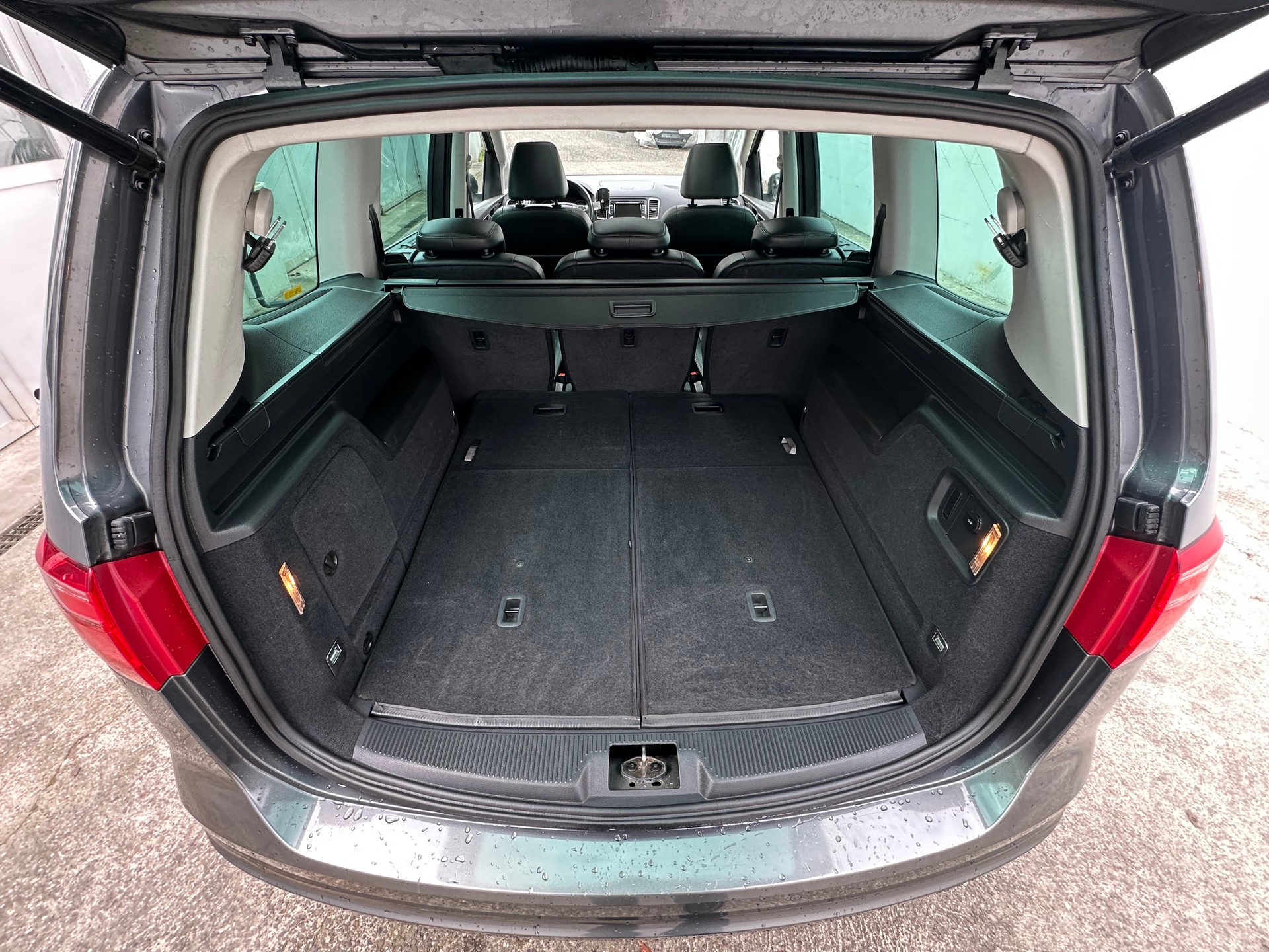 SEAT Alhambra 2.0 TSI Style DSG-image-11