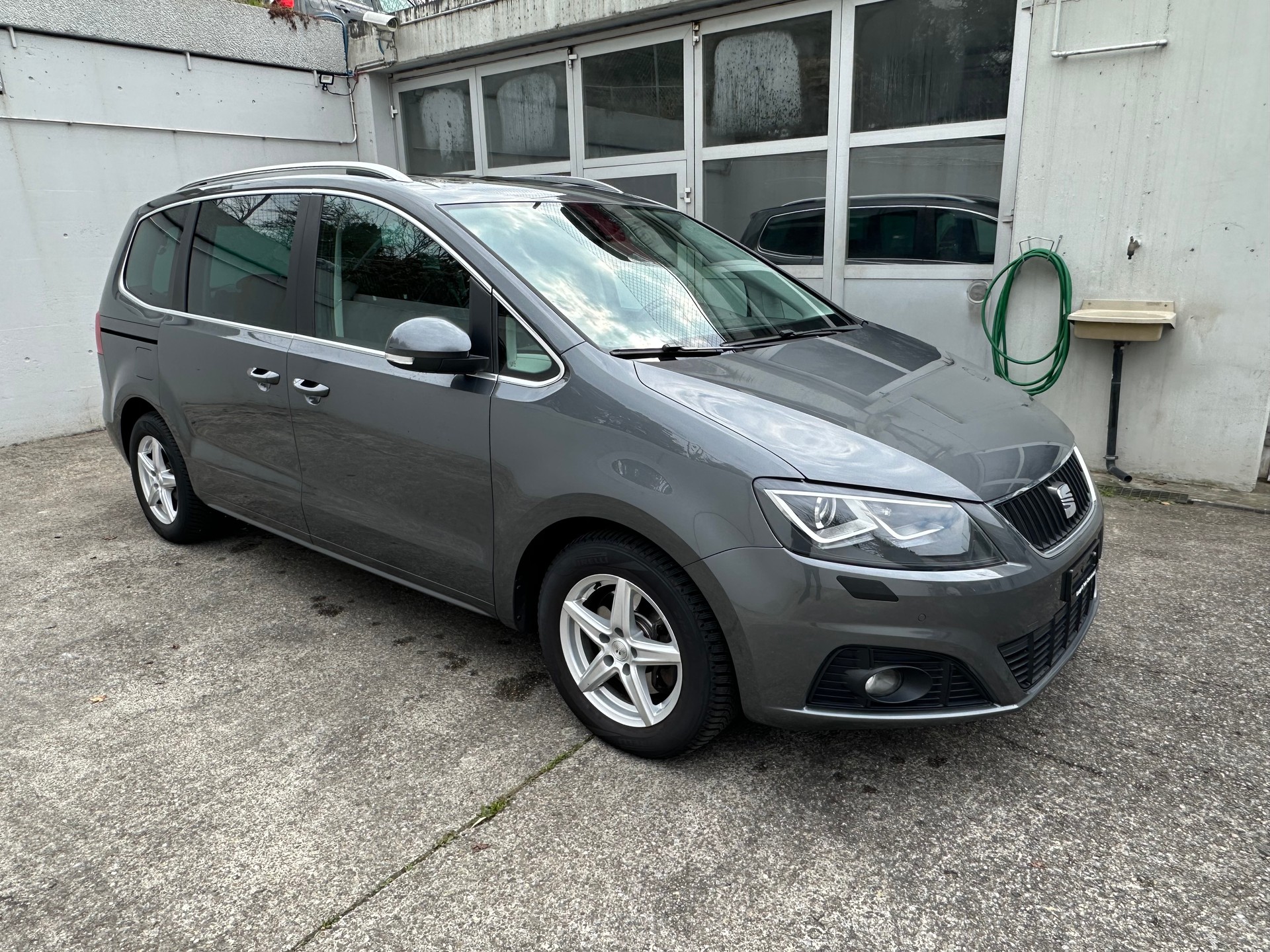 SEAT Alhambra 2.0 TSI Style DSG-image-5