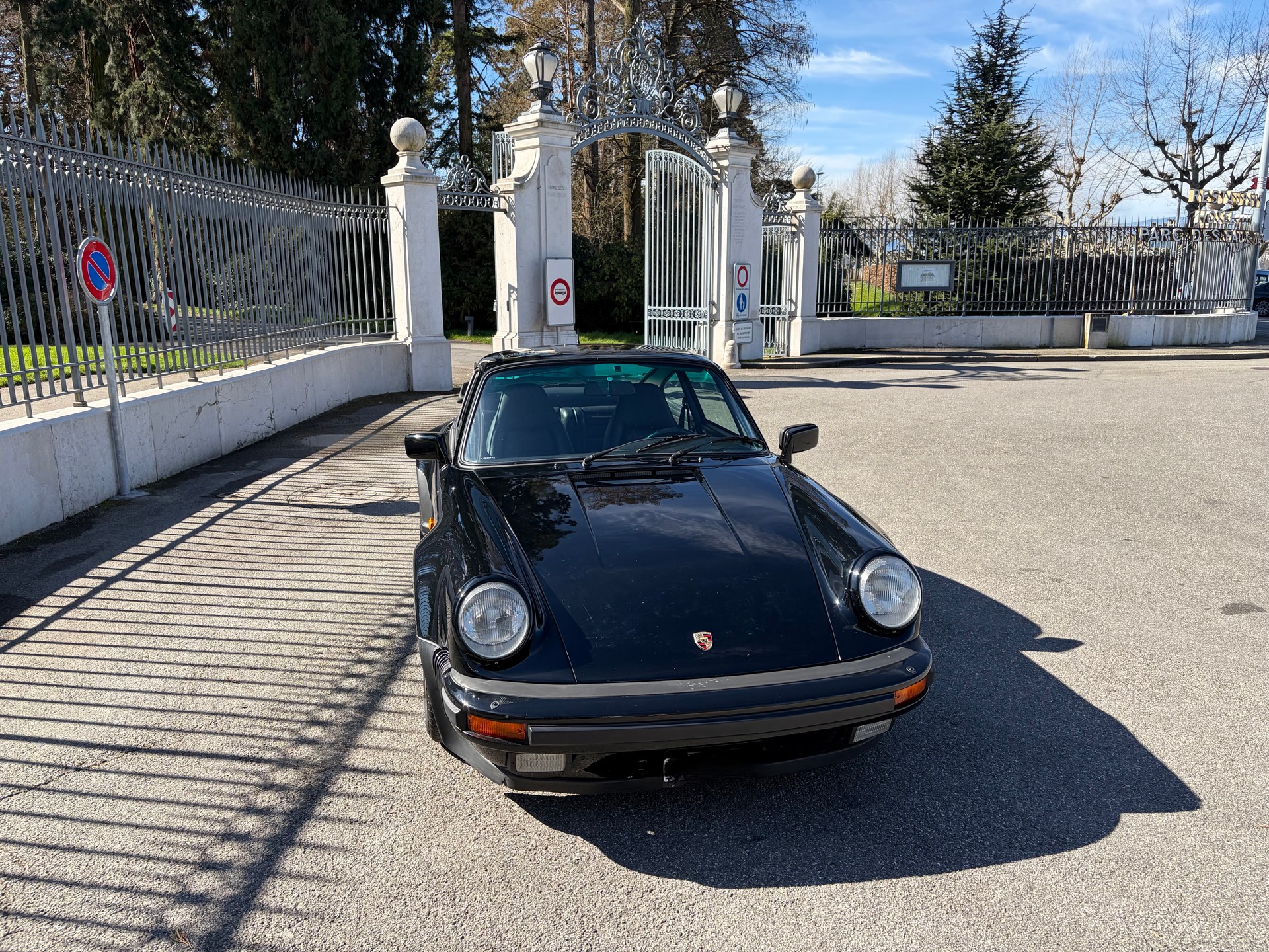 PORSCHE 930 Turbo-image-2