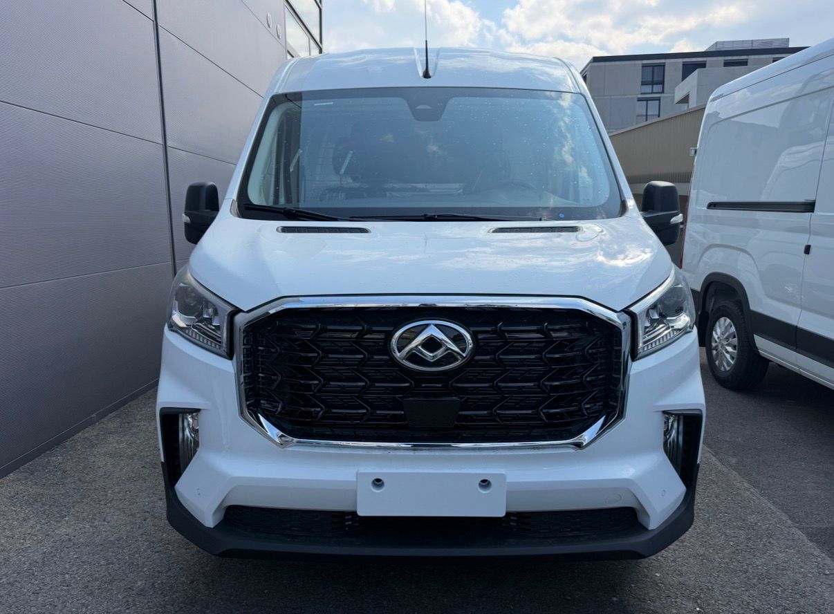 MAXUS NEW Deliver 9 2.0D L3H2 FWD Luxury Nouveau modèle !!-showroom-element-2