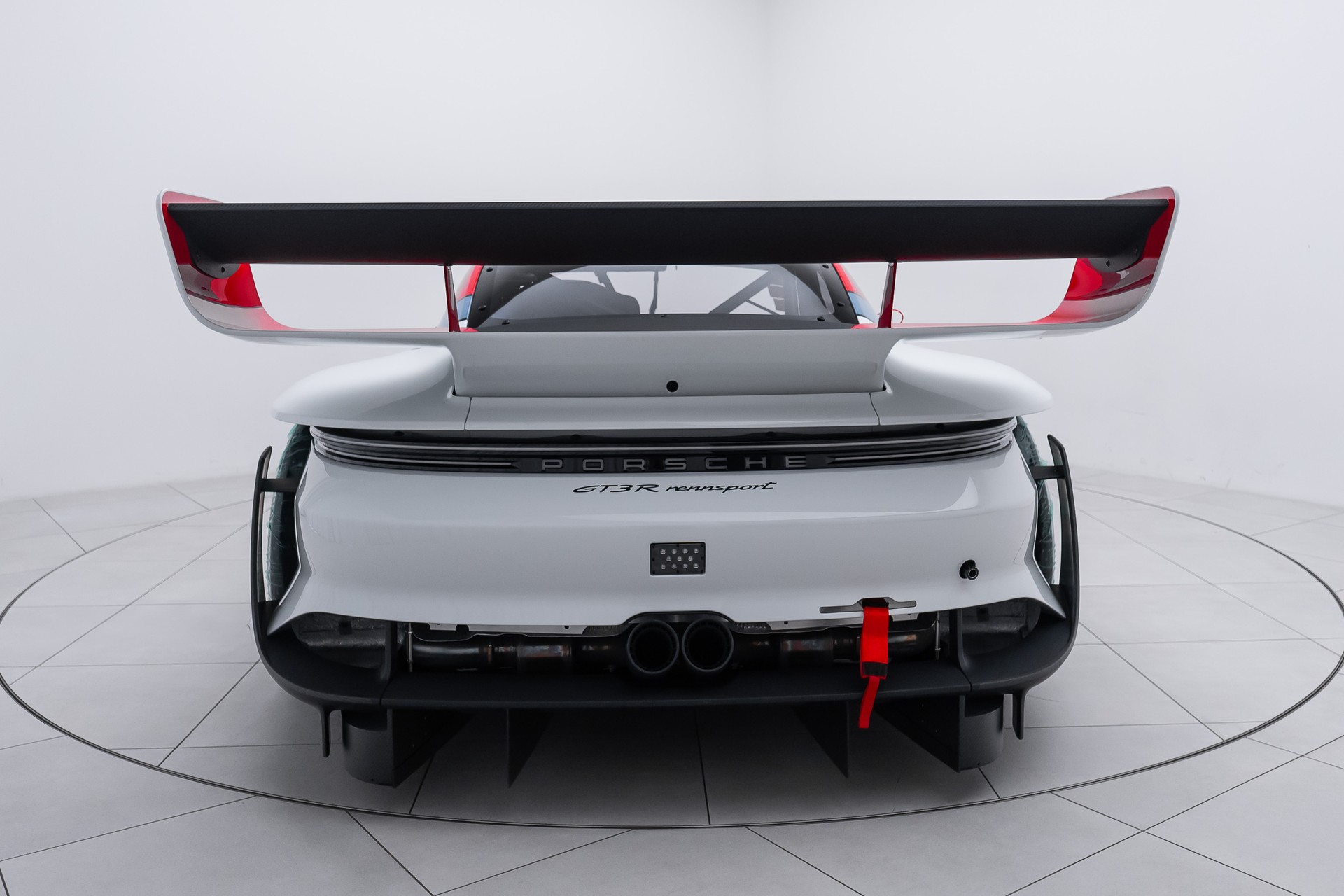 PORSCHE GT3 R Rennsport 1 of 77-image-4